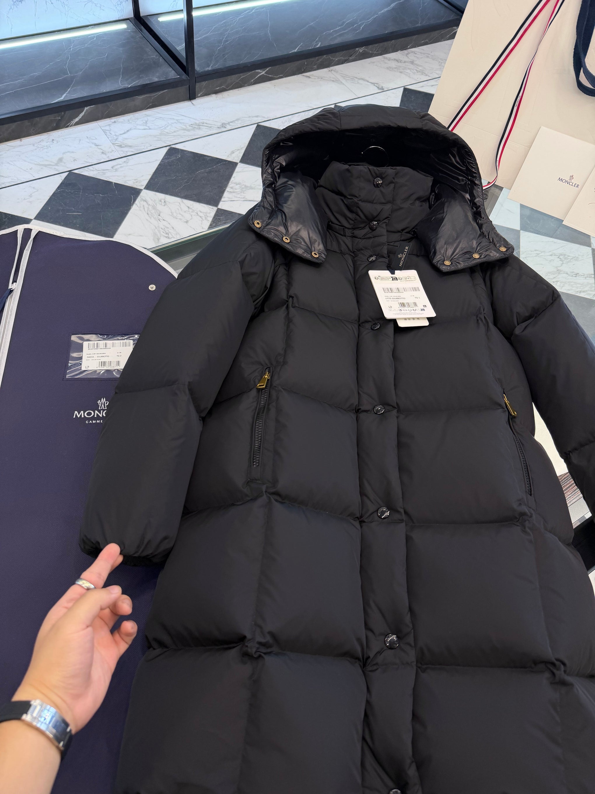 MONC LITTE COAT