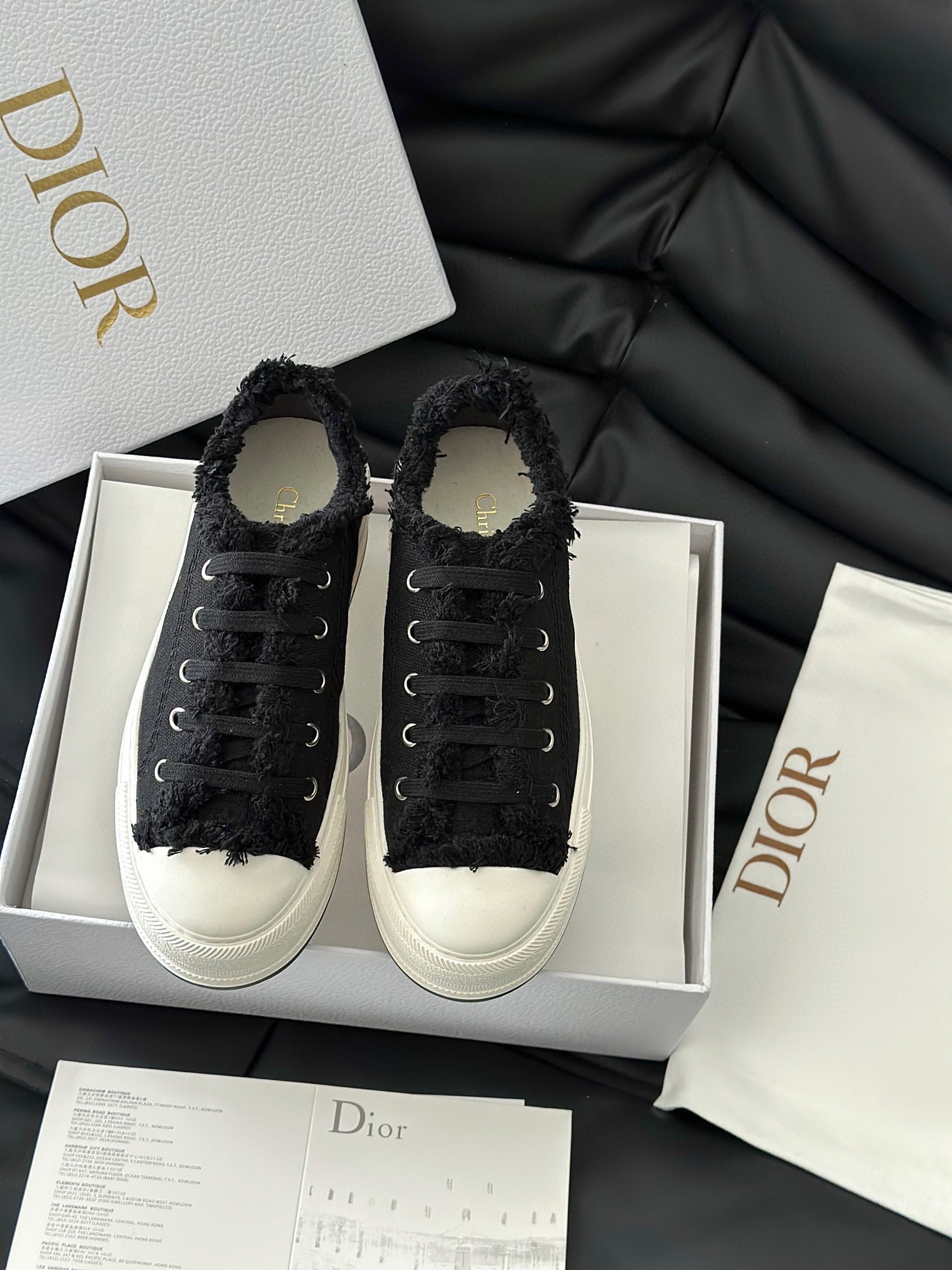 CD WALKIN SNEAKER