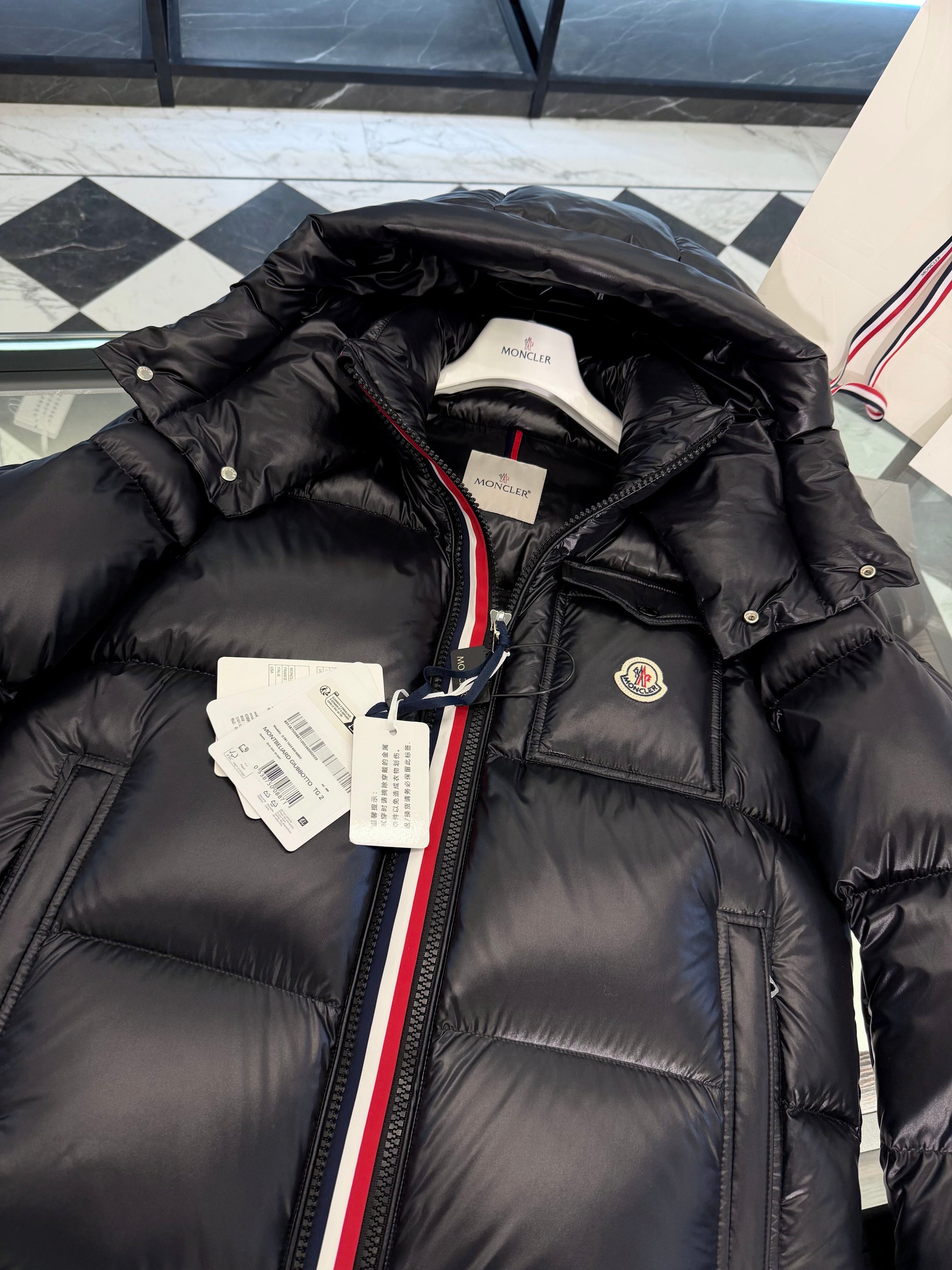 MONC MONTBELIARD JACKET