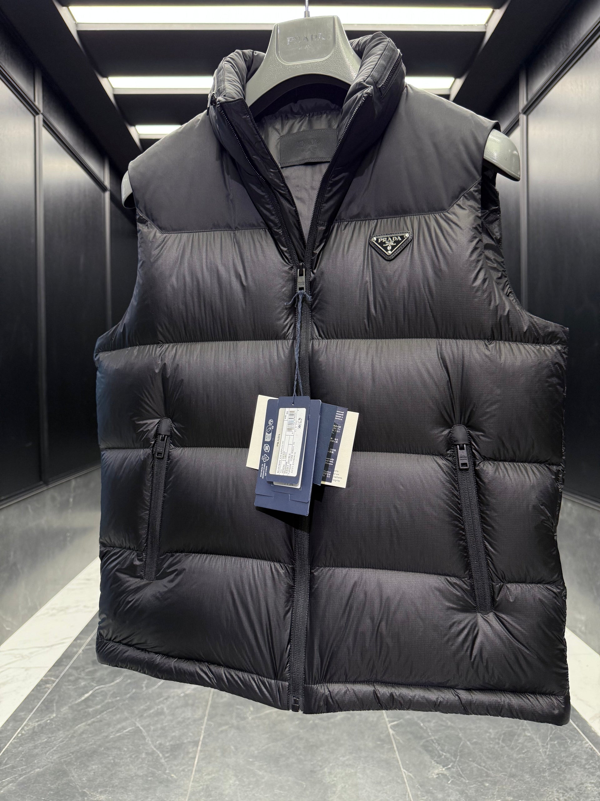 PD VEST