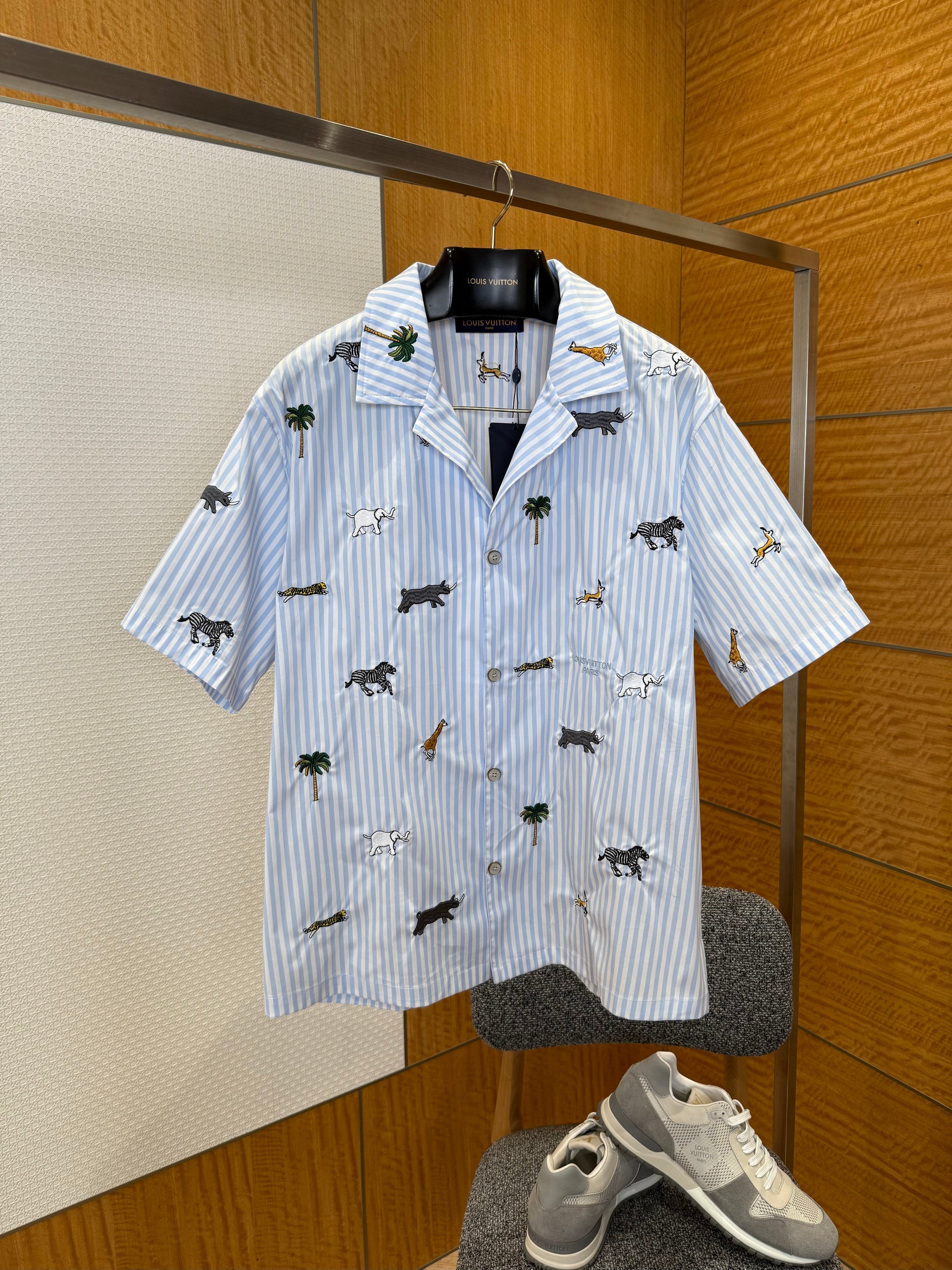 LOU SHIRT