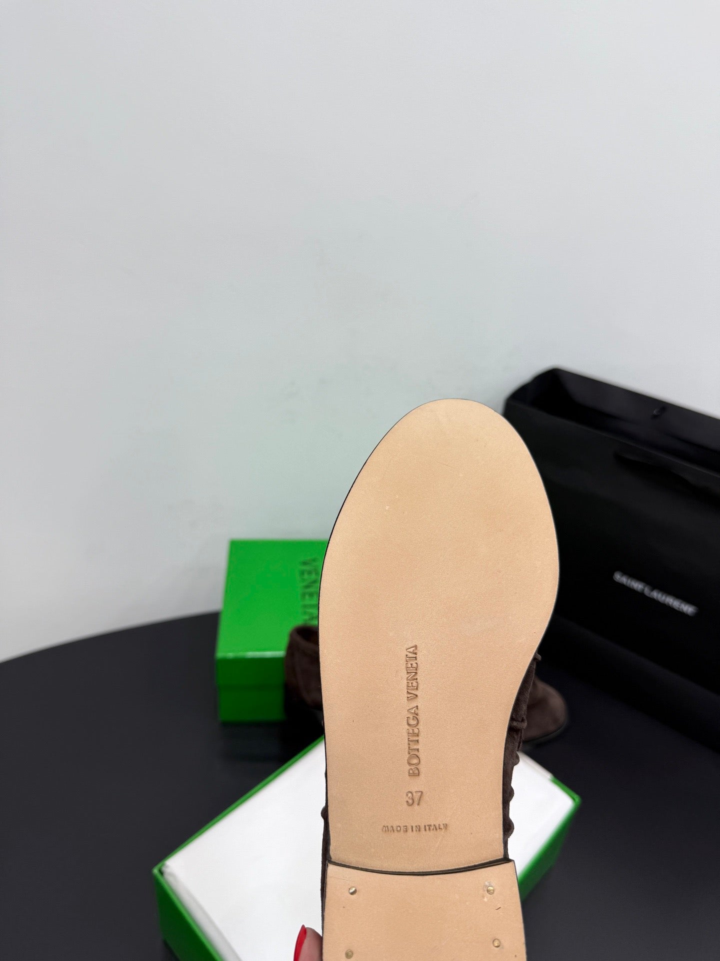 BOTT V LOAFERS