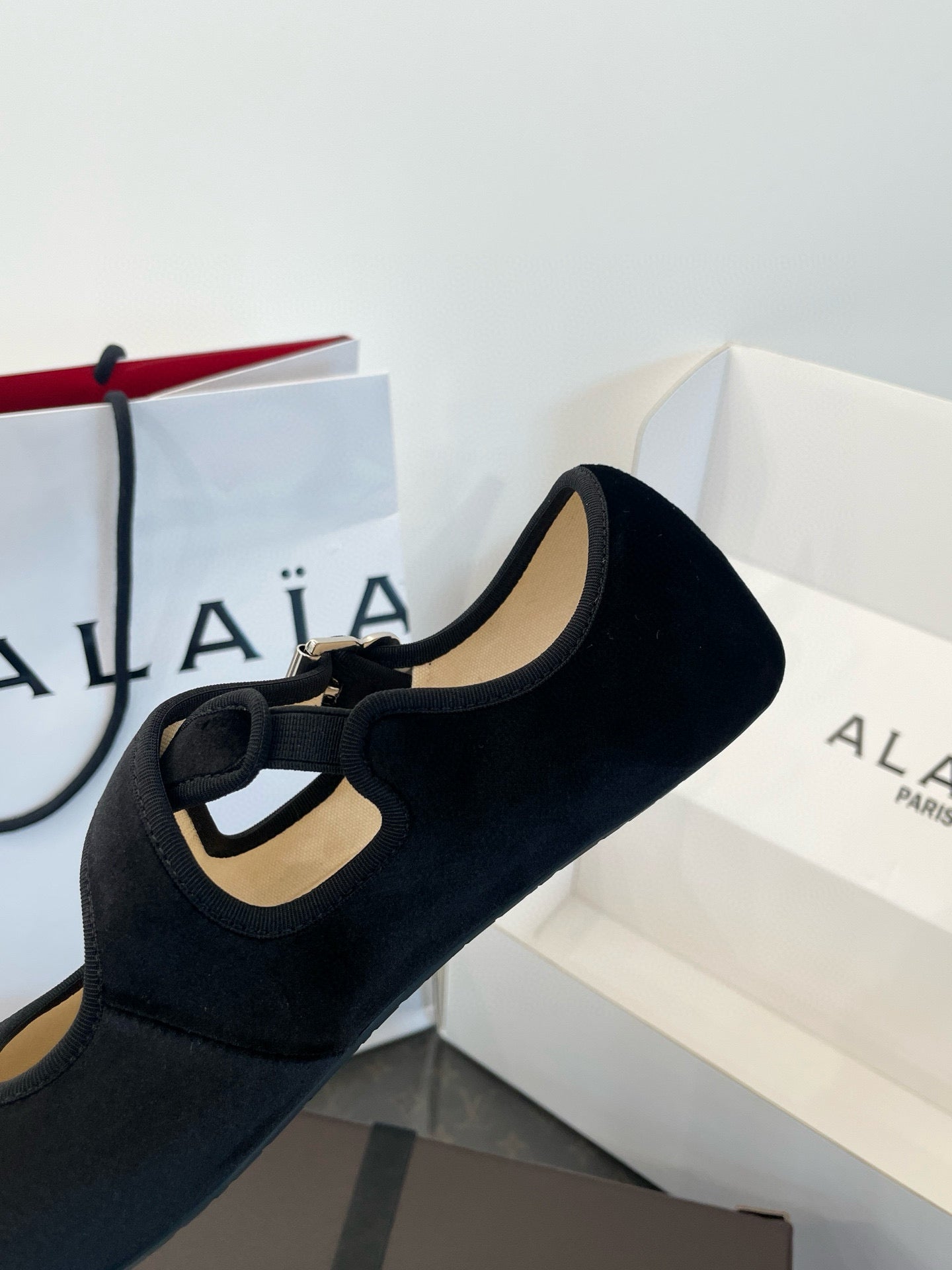 ALAIA BALLET FLATS