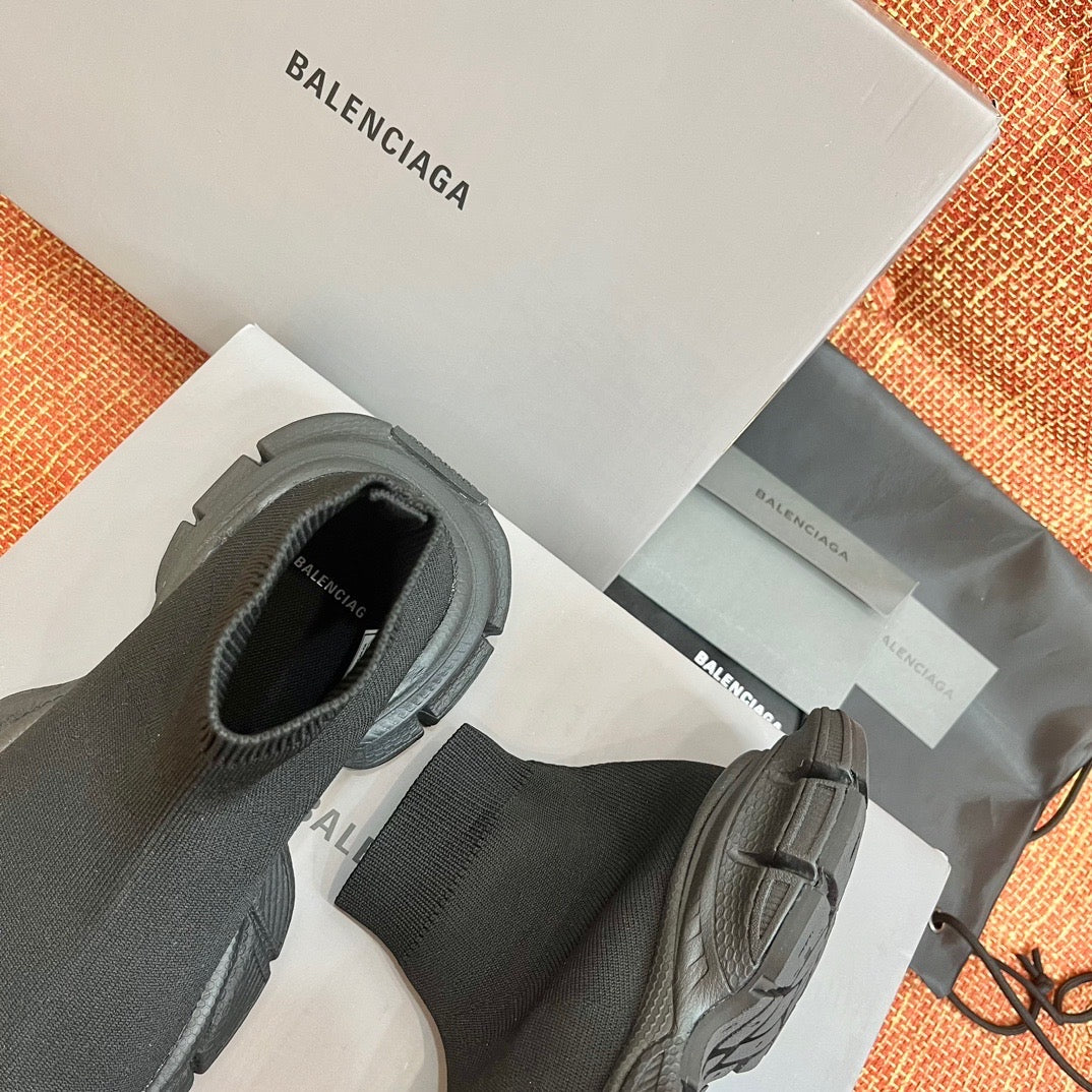 BAL 3XL TRAINERS
