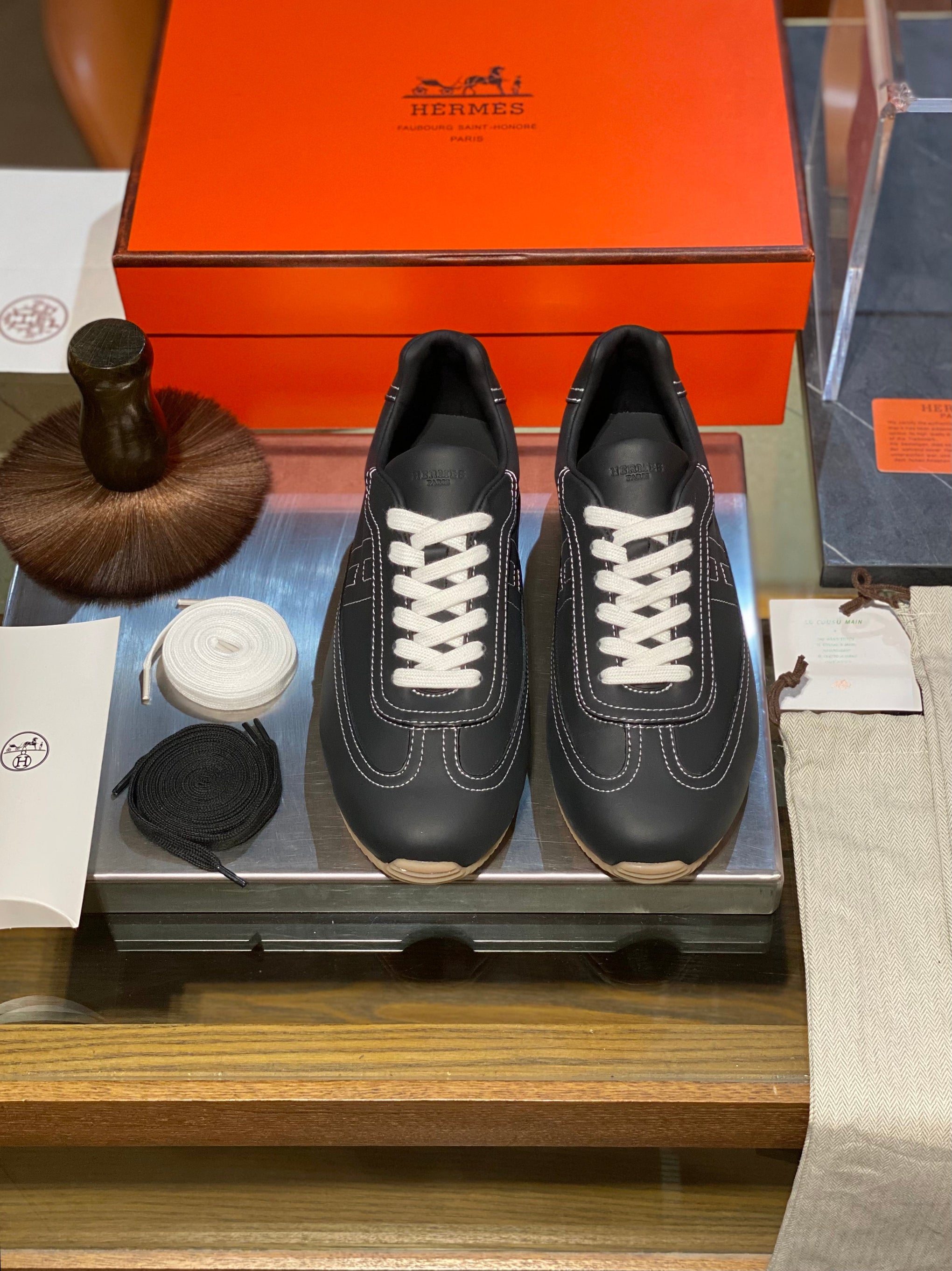 HERM MASTER SNEAKER