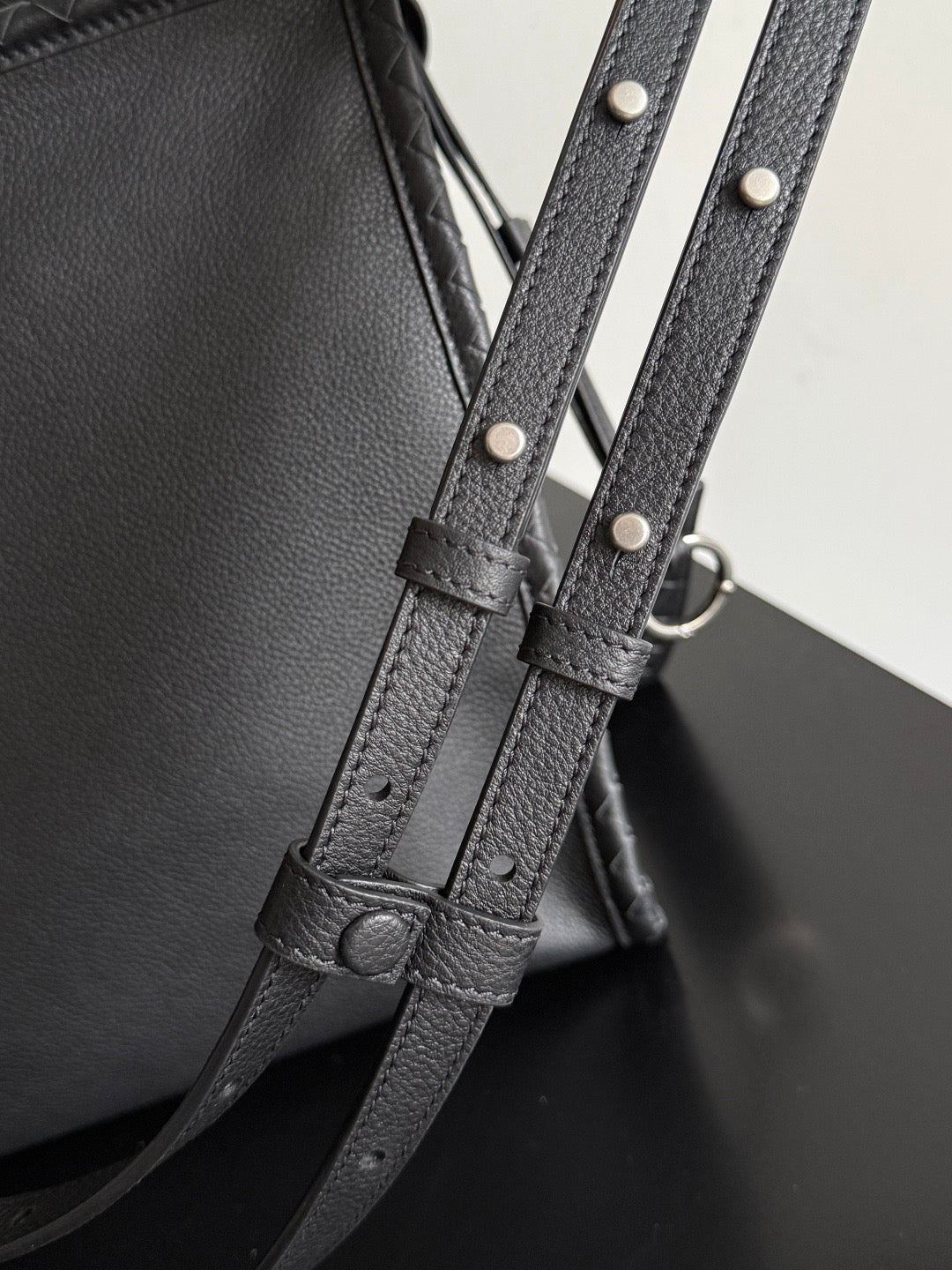 BOTT V CORRIER MESSENGER BAG