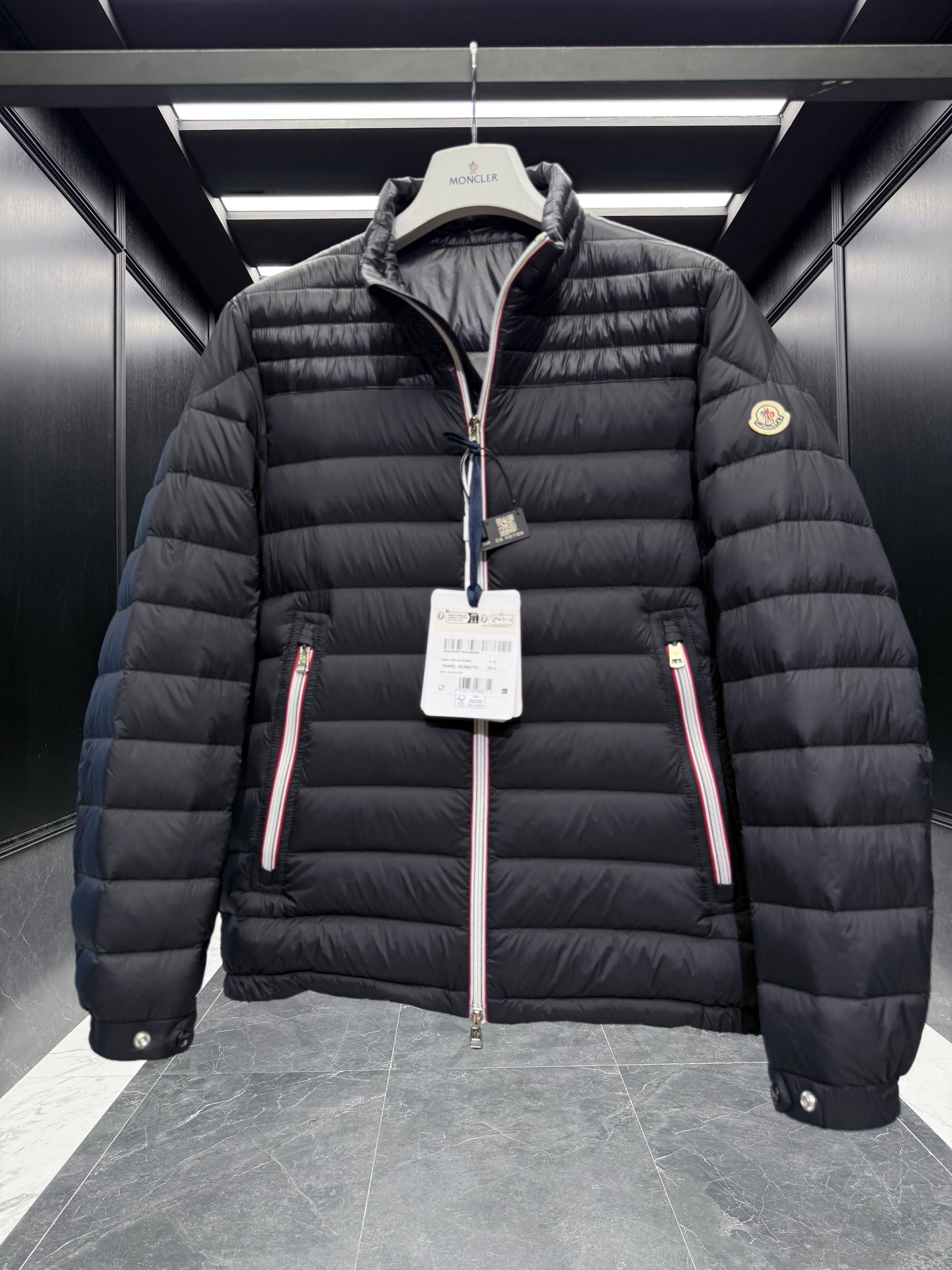 MONC DANIEL JACKET