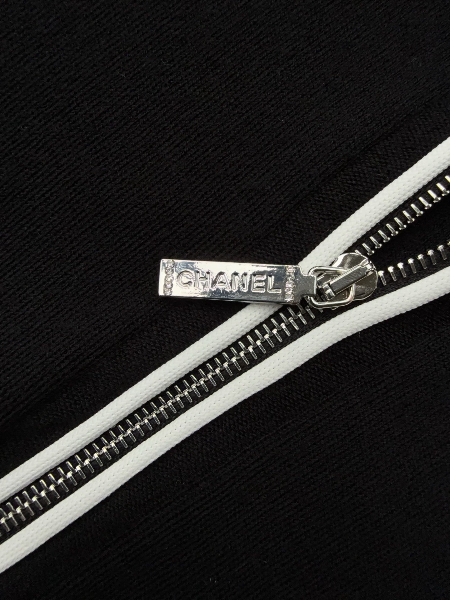 CC ZIP HOODIE