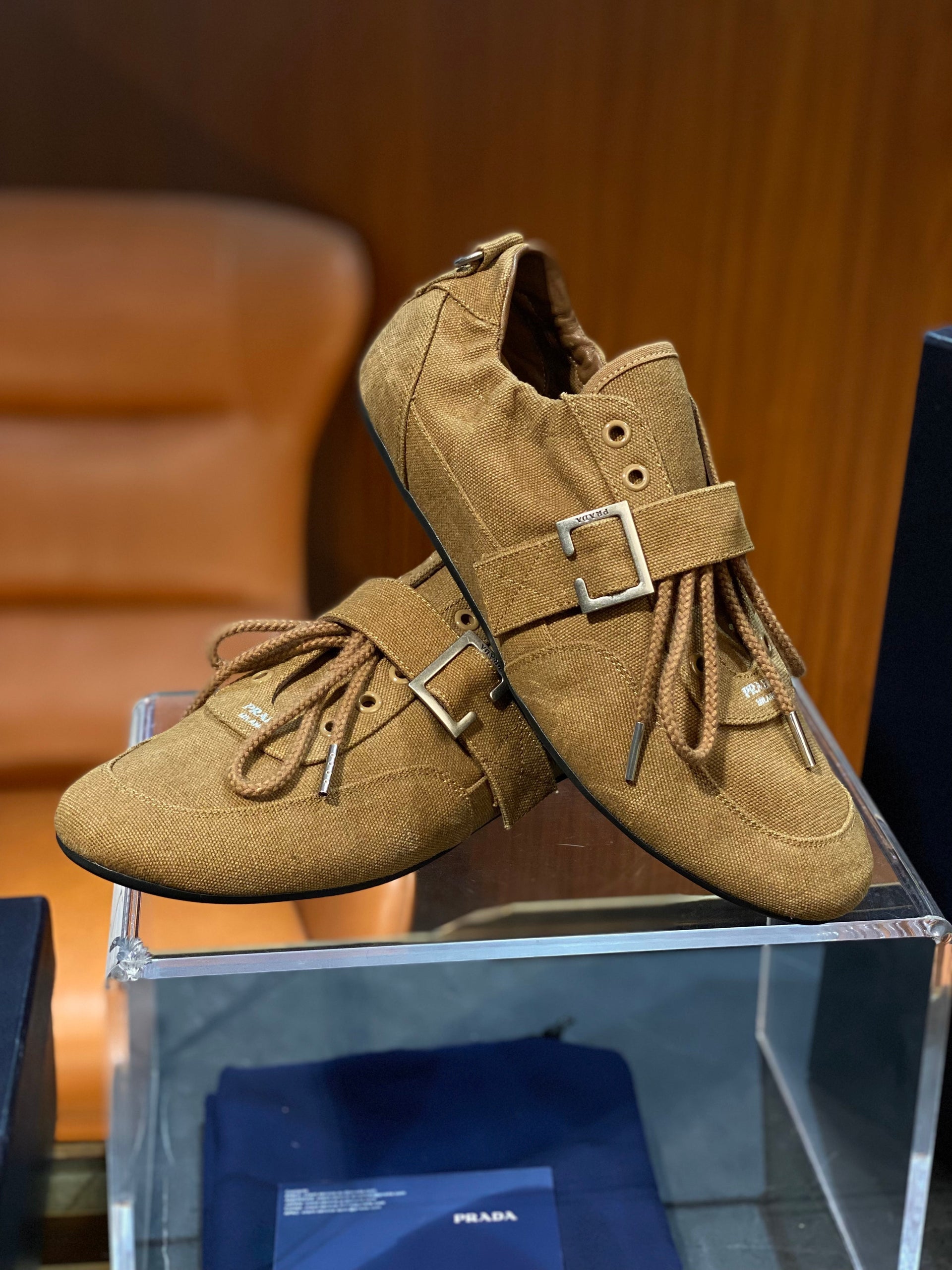 PD COLLAPSE SNEAKER