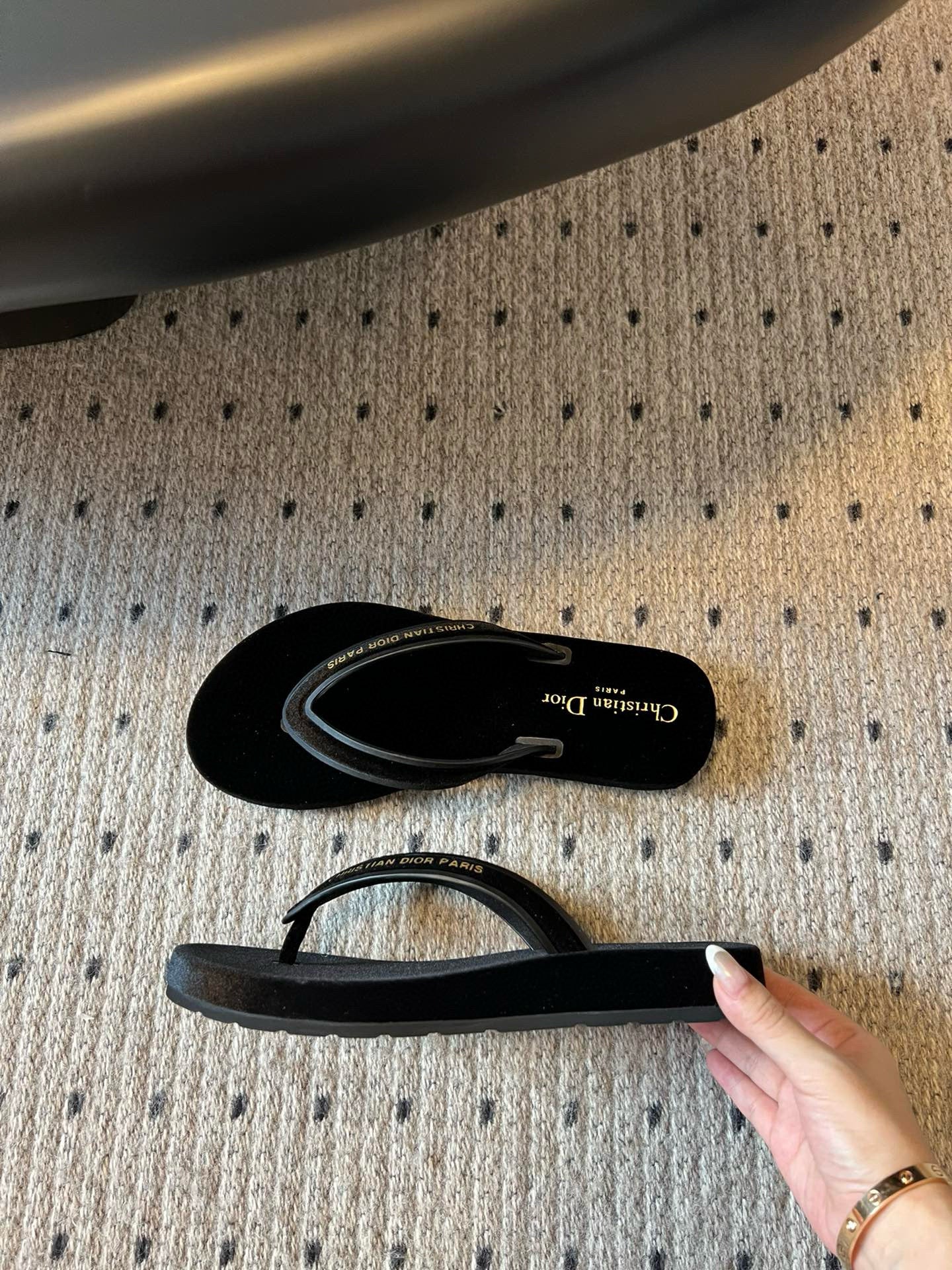 CD THONG SANDAL
