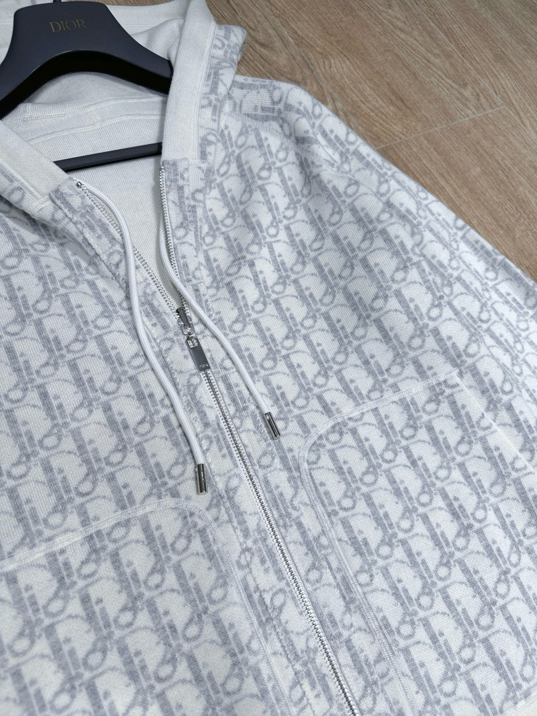 CD ZIP HOODIE