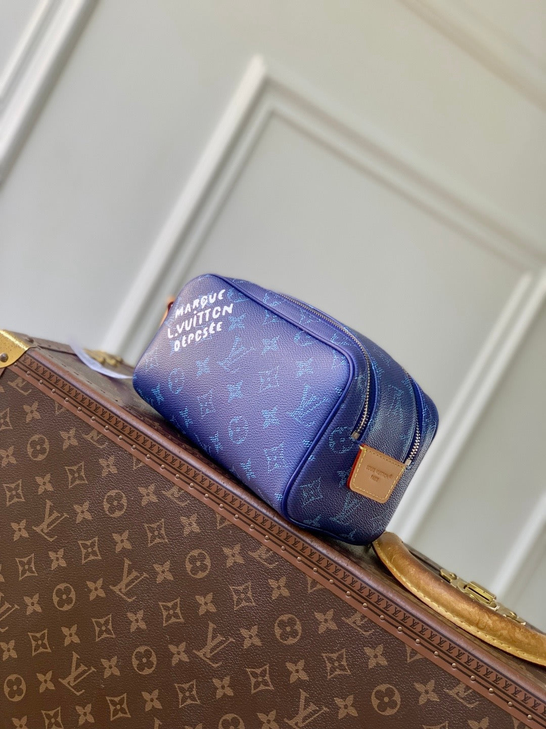 LOU DOPP KIT TOILETRY BAG