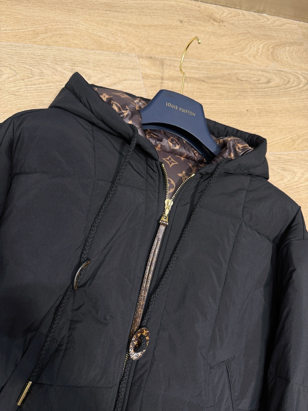 LOU JACKET