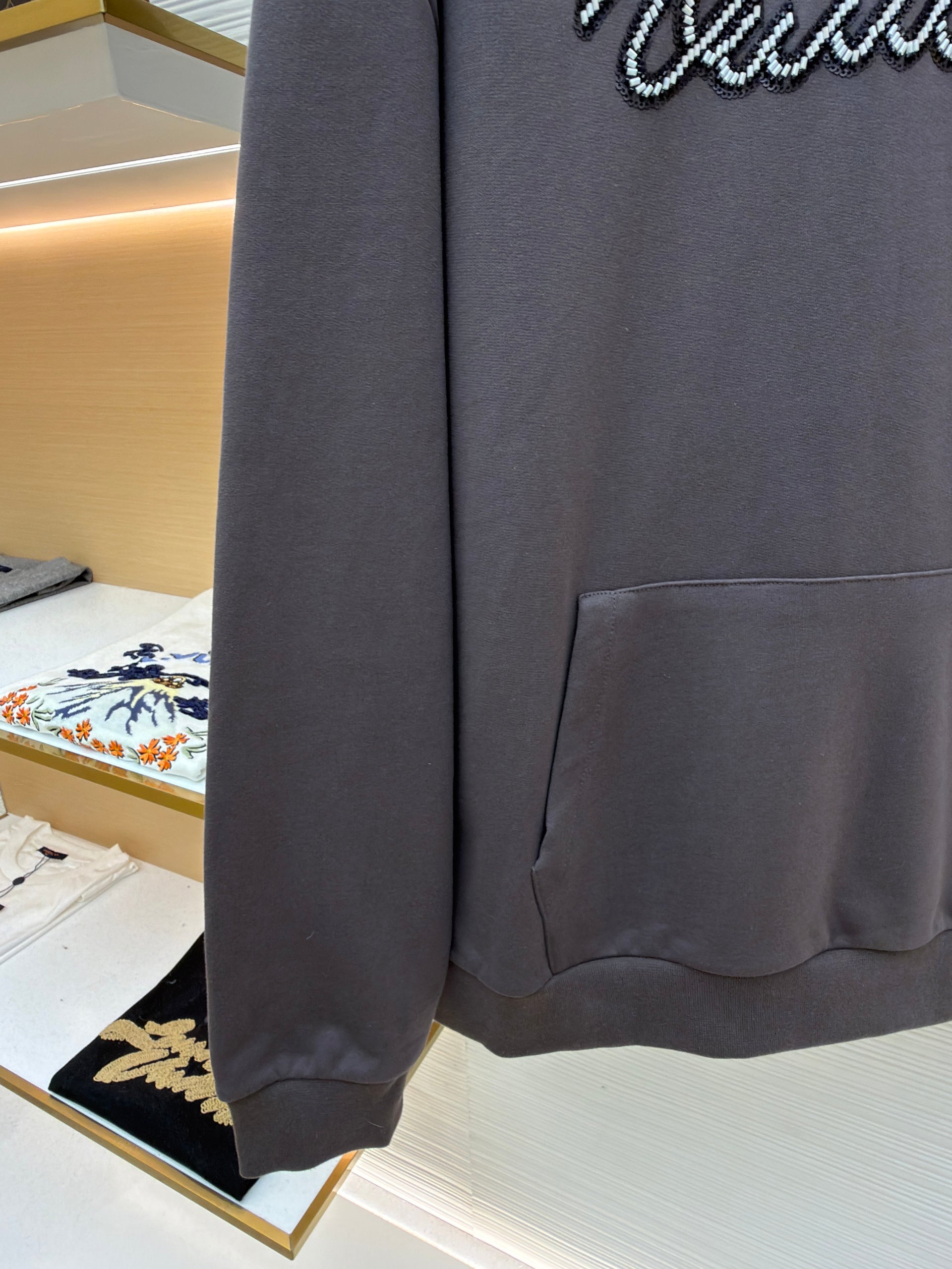 LOU HOODIE