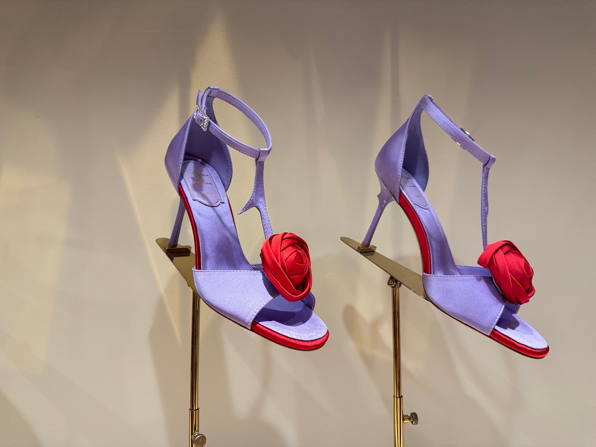 ROGER V HEELS