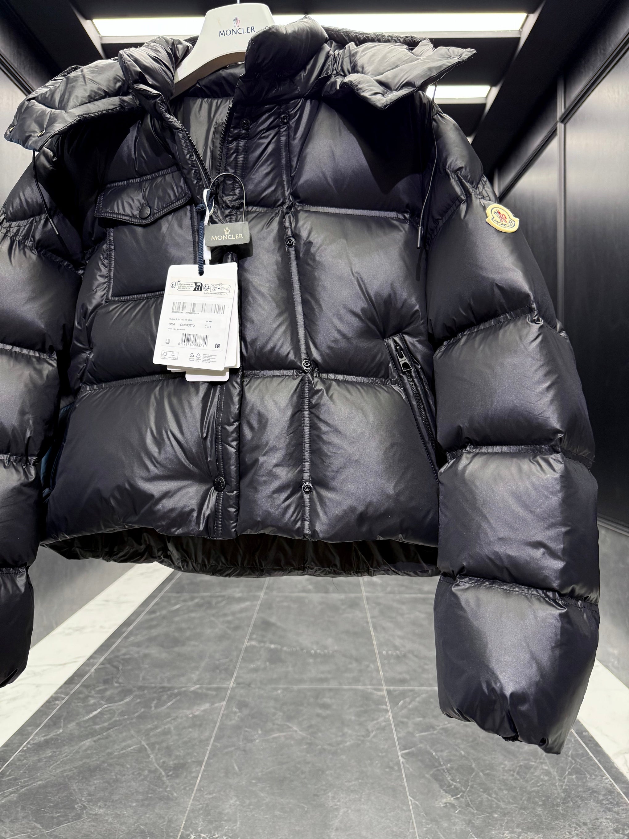 MONC EREA JACKET