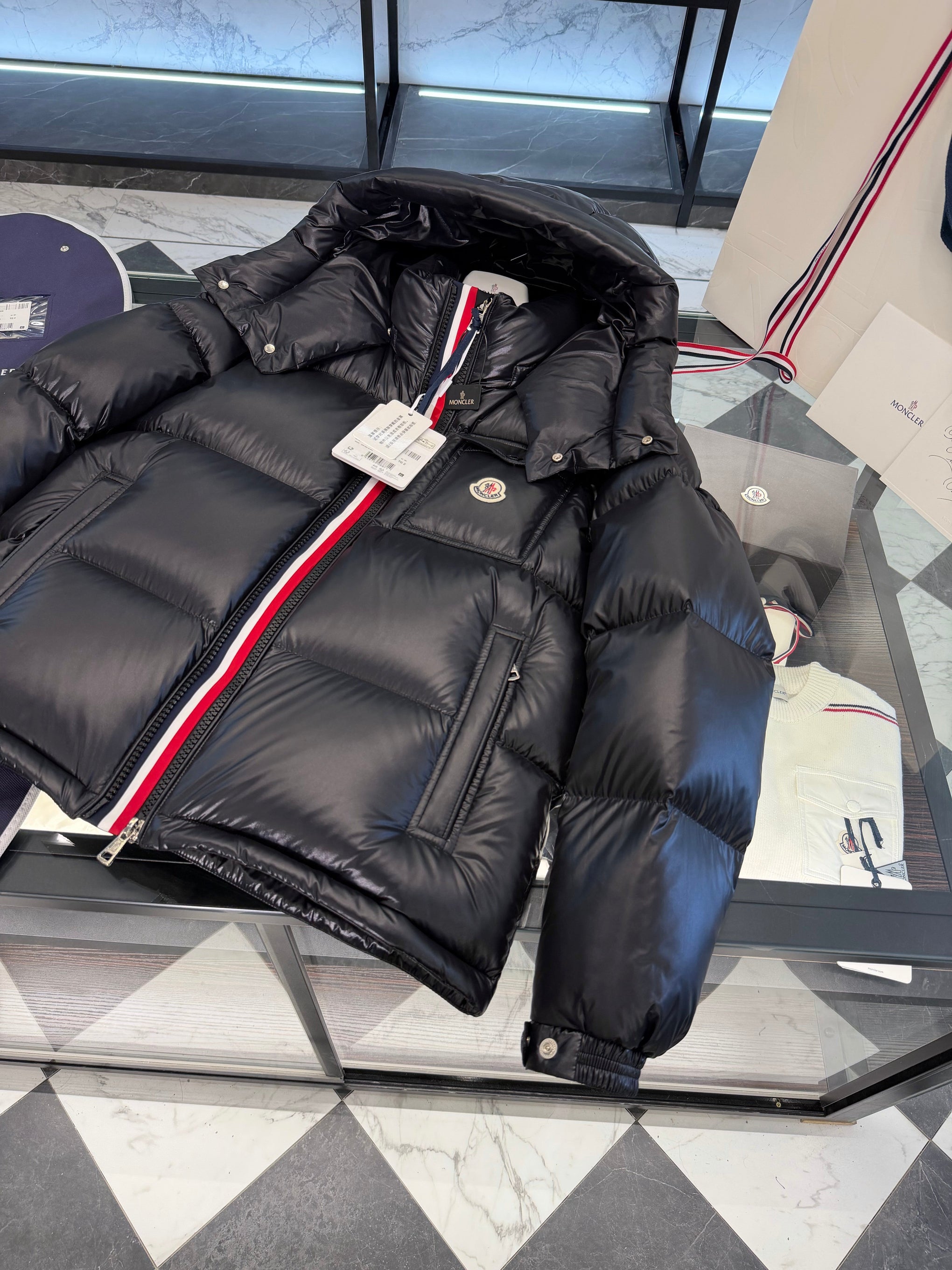 MONC MONTBELIARD JACKET
