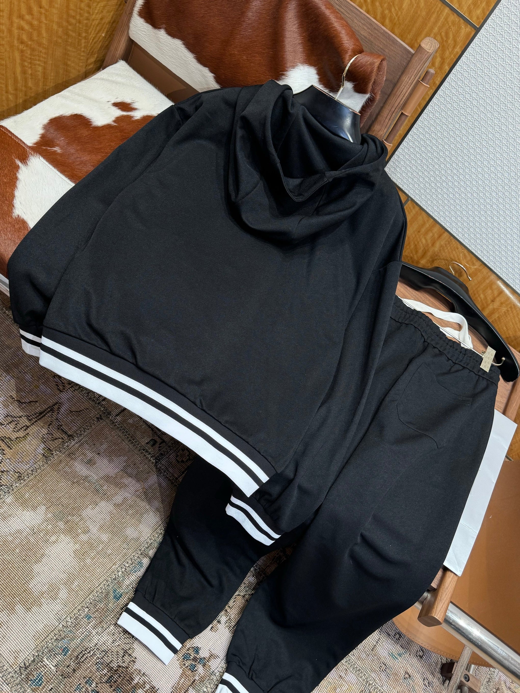 GG ZIP HOODIE