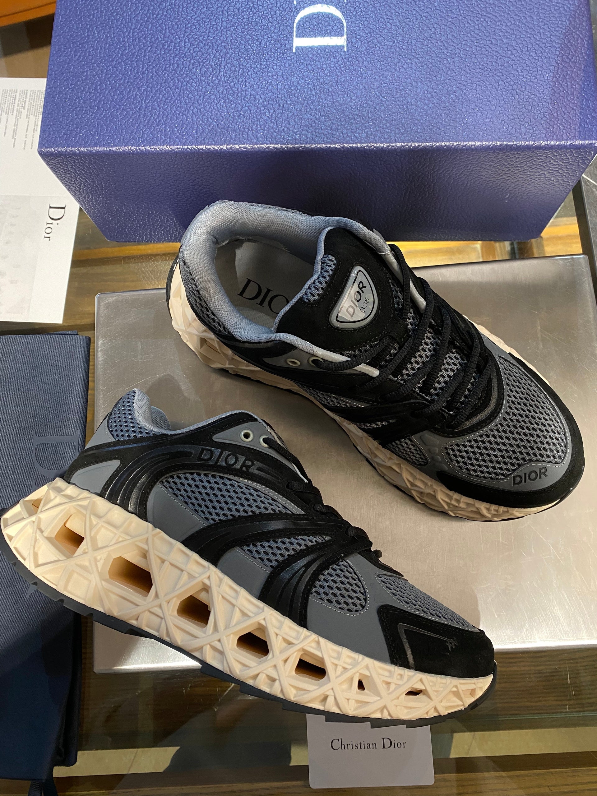 CD B35 SNEAKERS