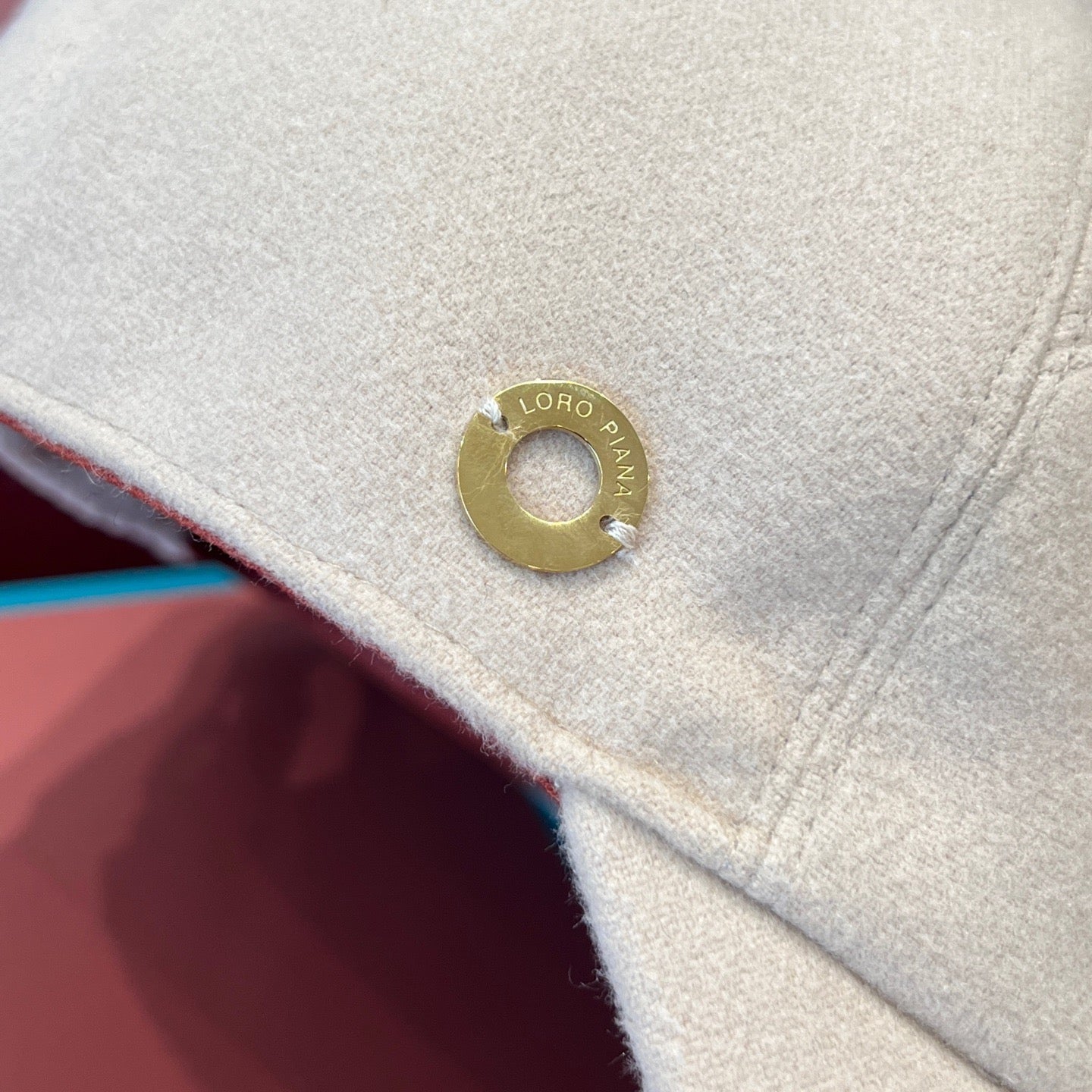 LORO P CASHMERE CAP