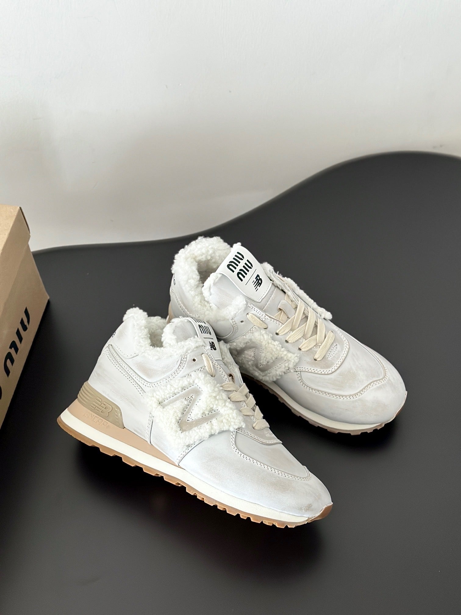 MIU M x NEW BALANCE TRAINERS