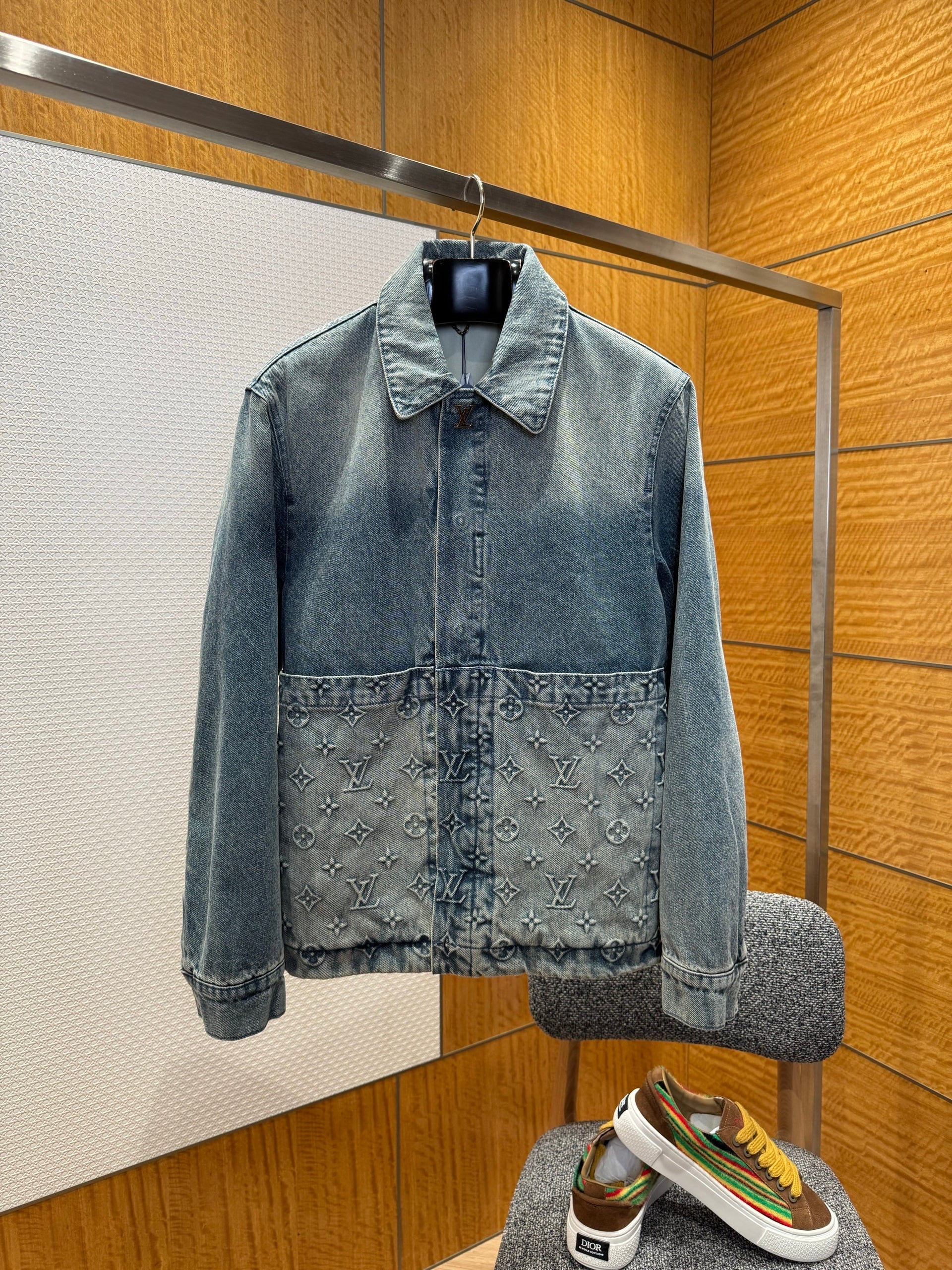 LOU DENIM JACKET