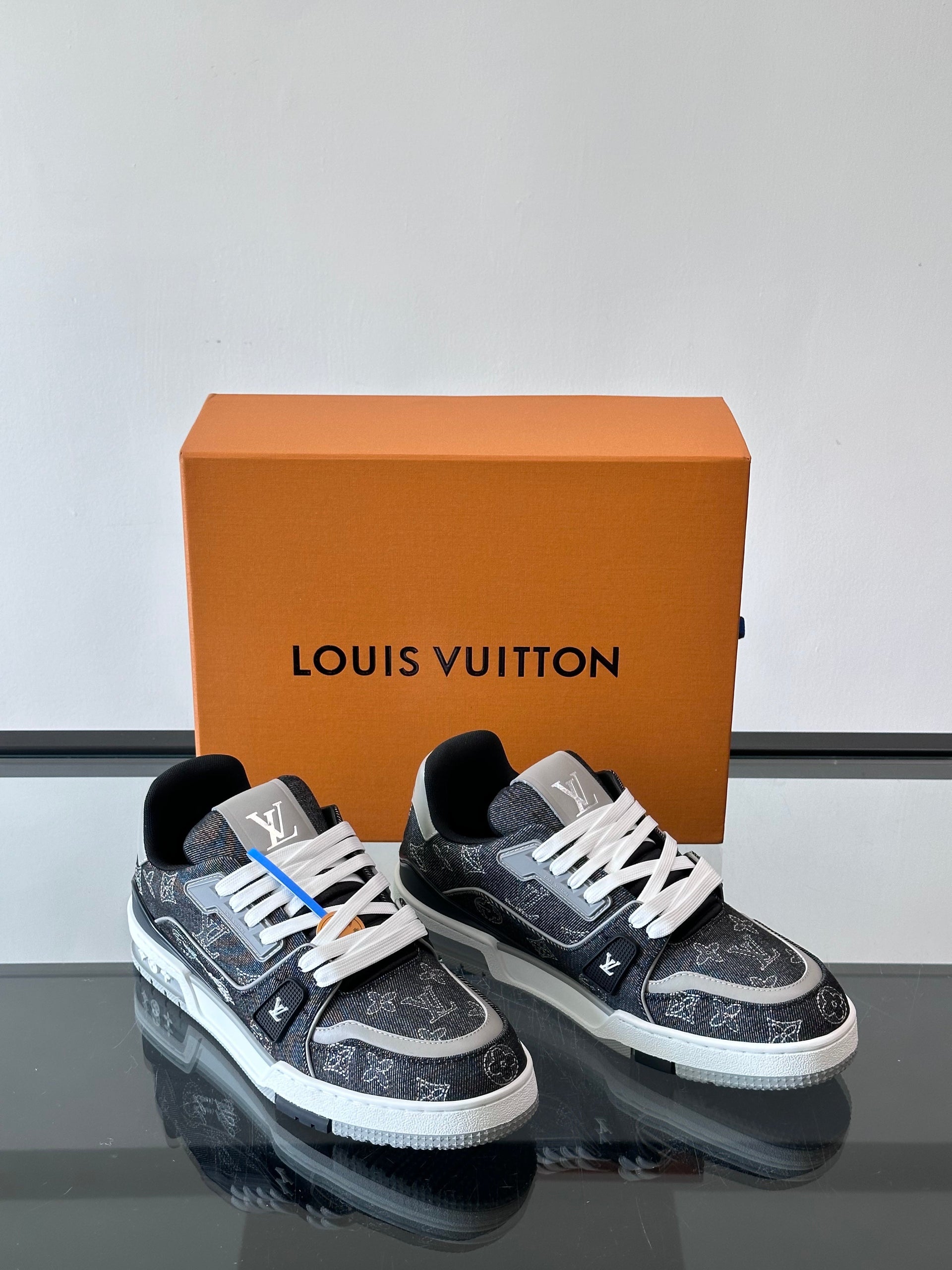 LOU TRAINERS