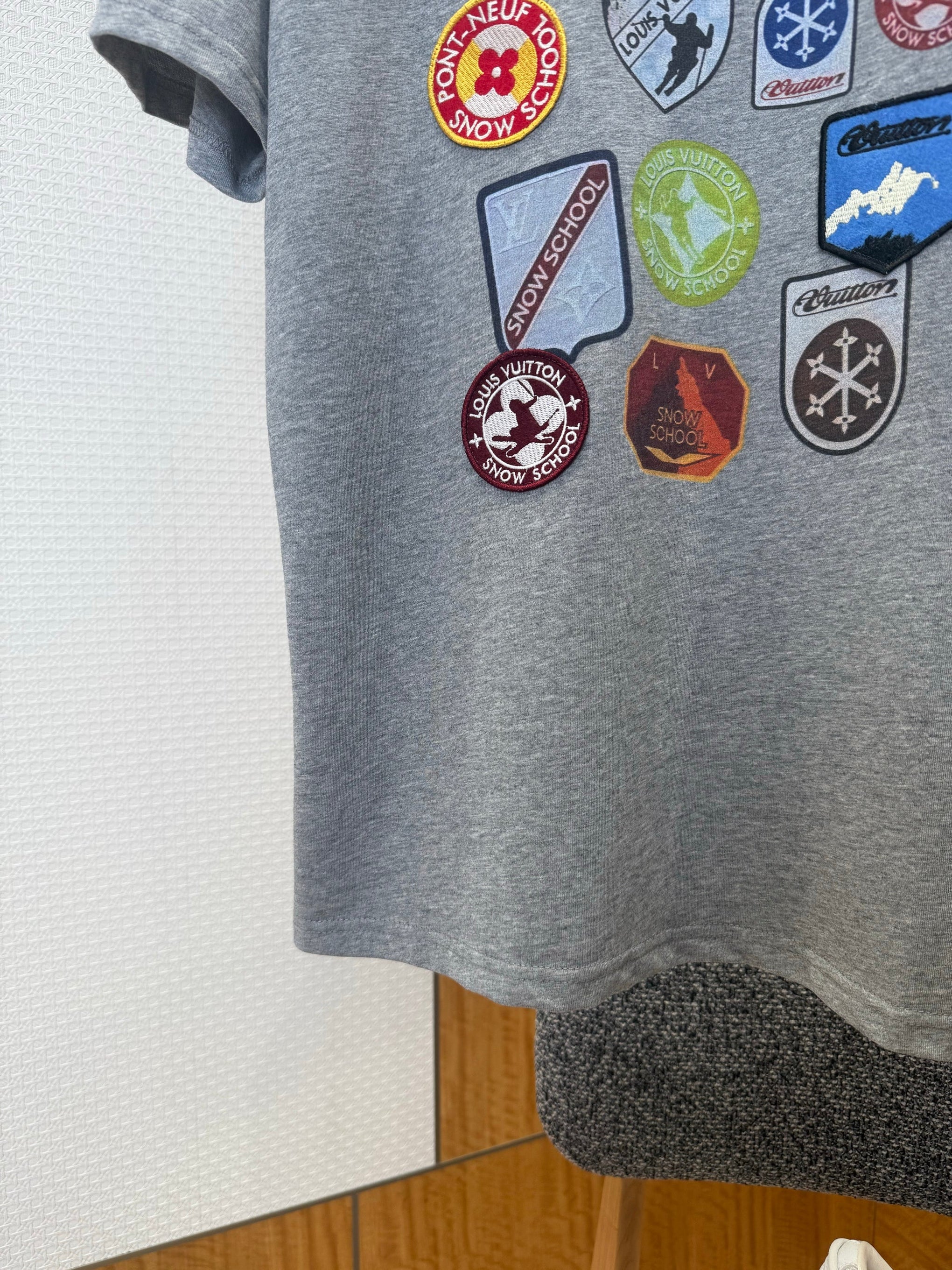 LOU T-SHIRT