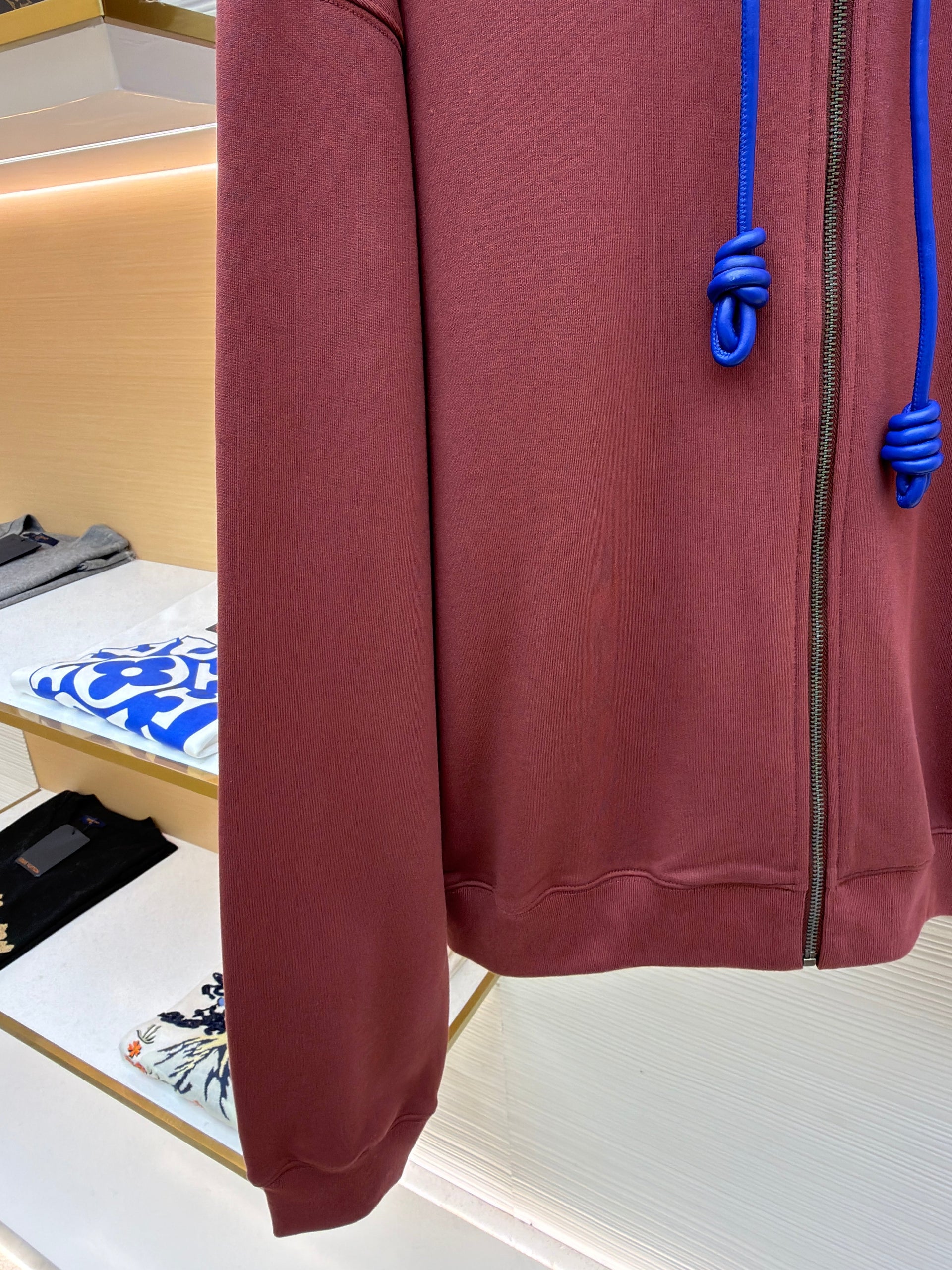 LOEW ZIP HOODIE