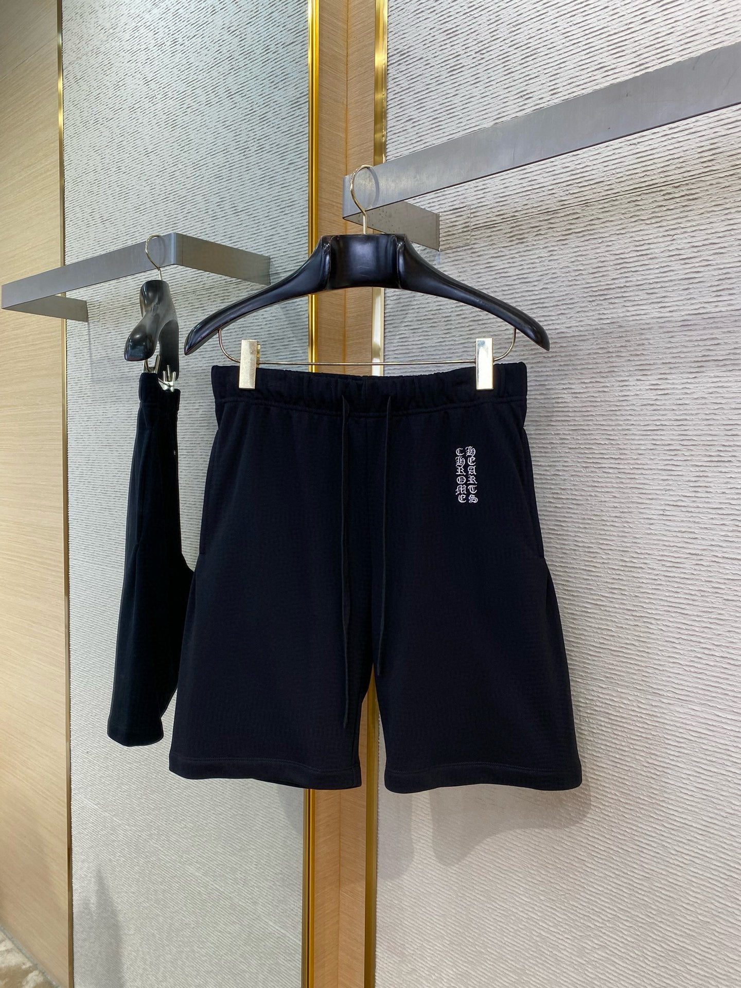 CHROME SHORT