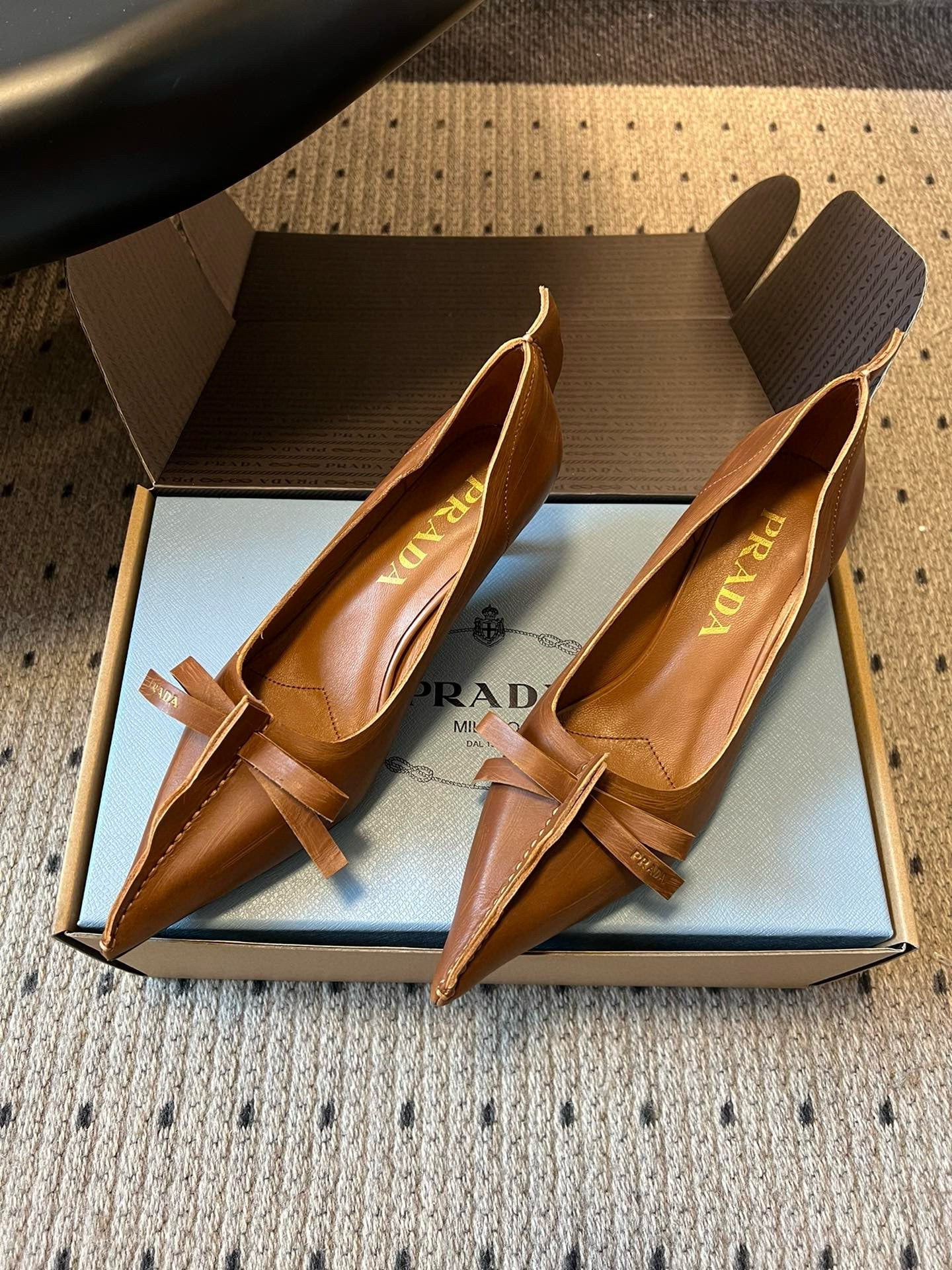 PD HEELS