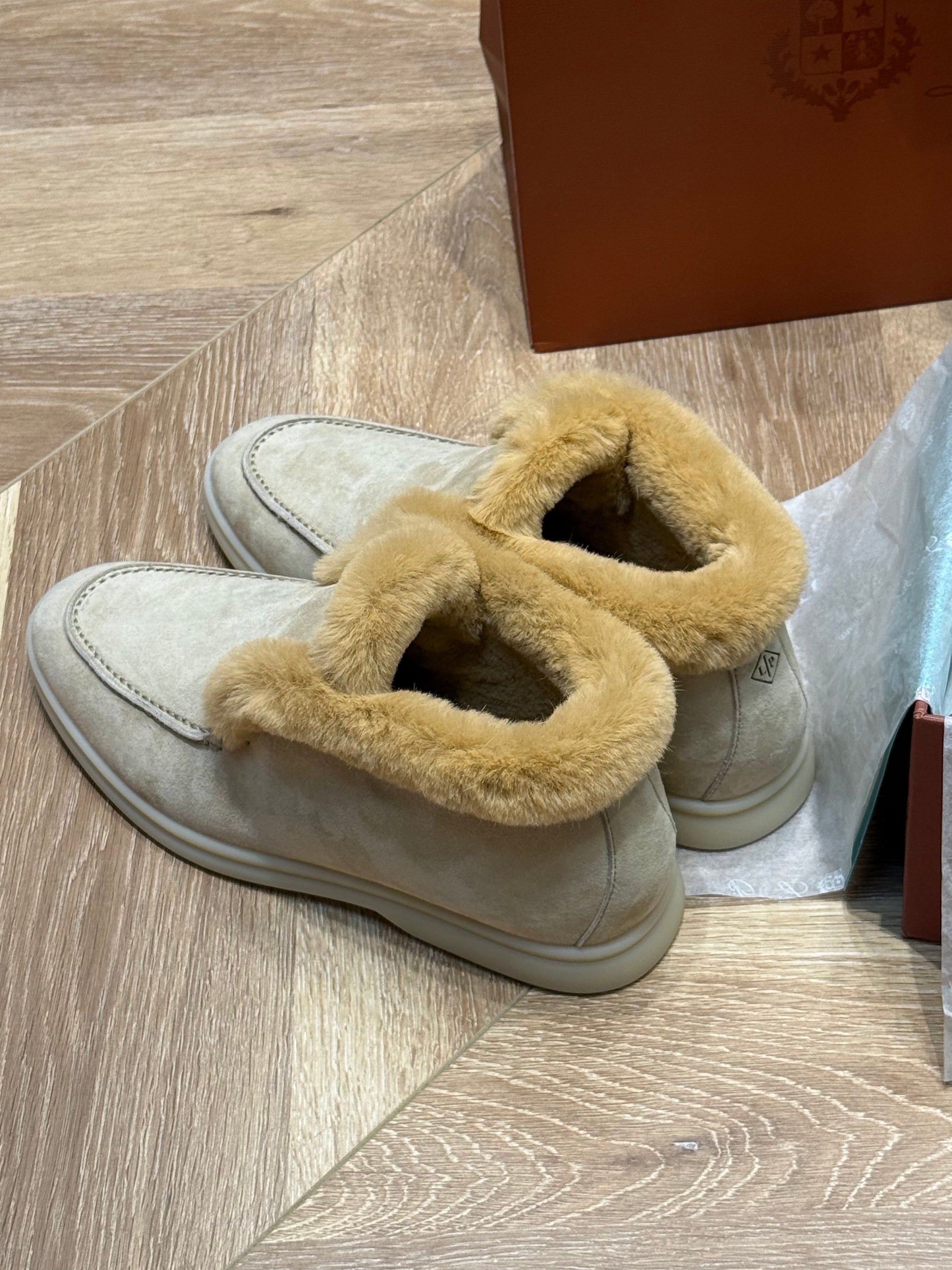 LORO P OPEN WALK BOOTS