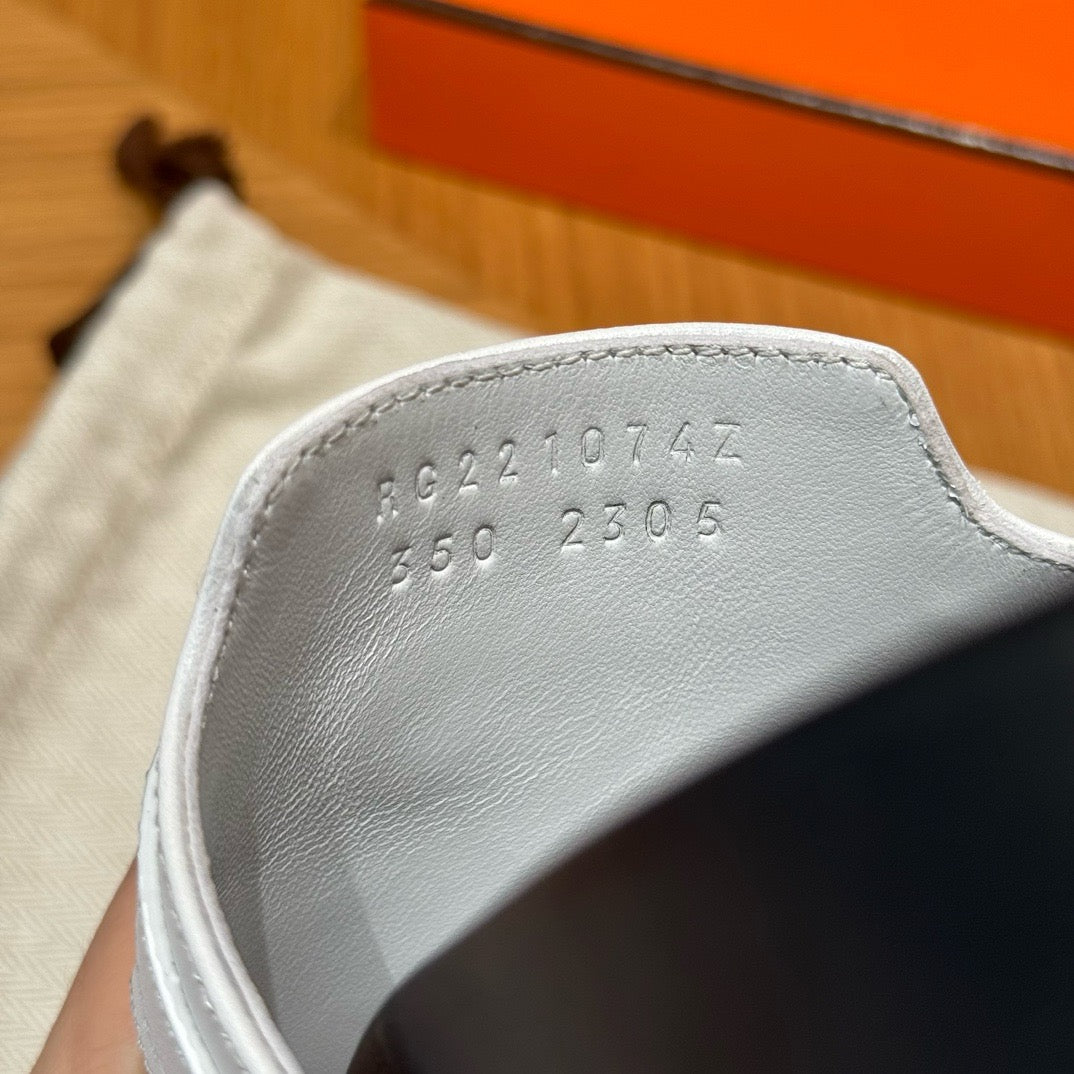 HERM EMPIRE SANDALS