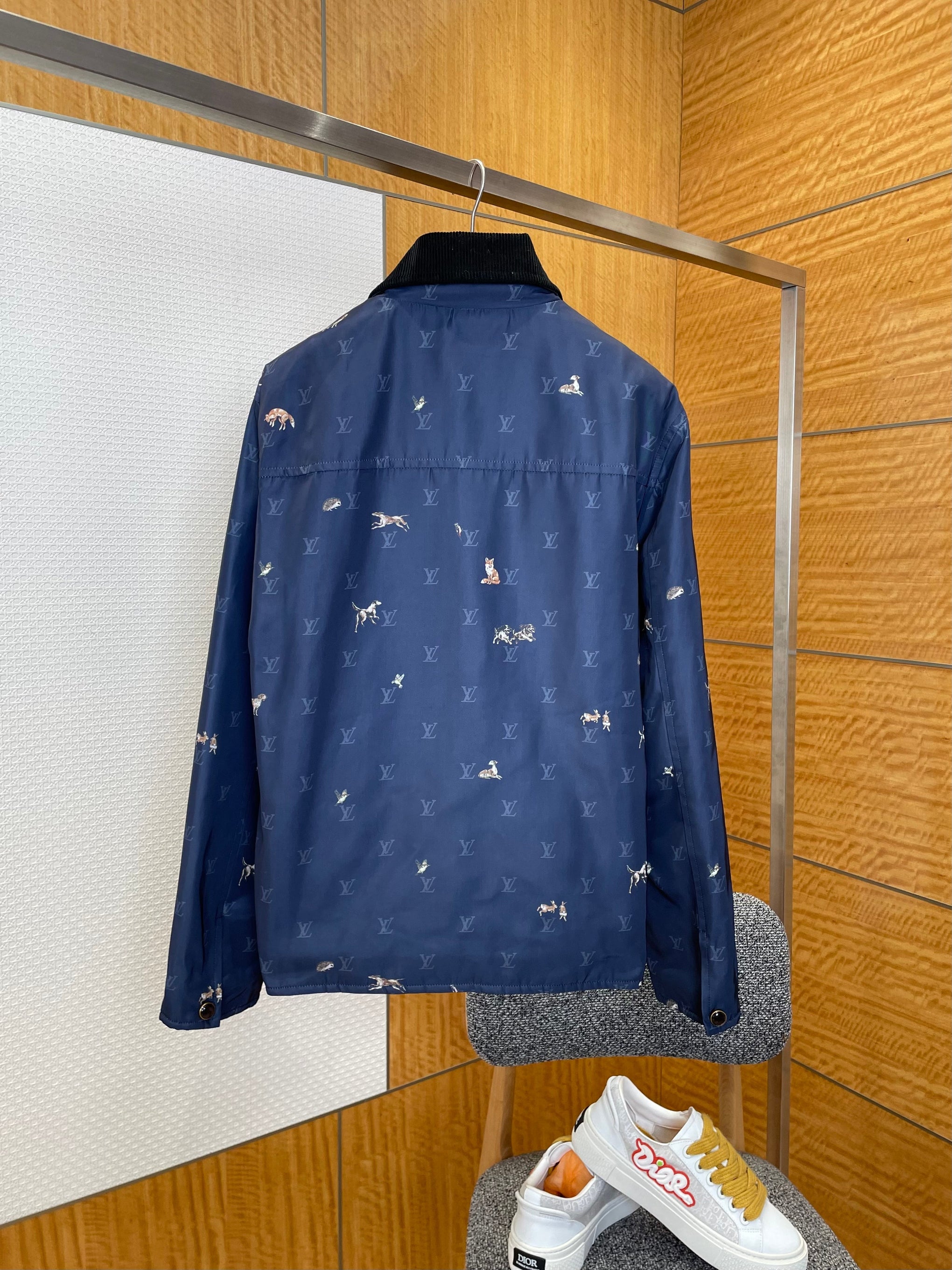 LOU JACKET