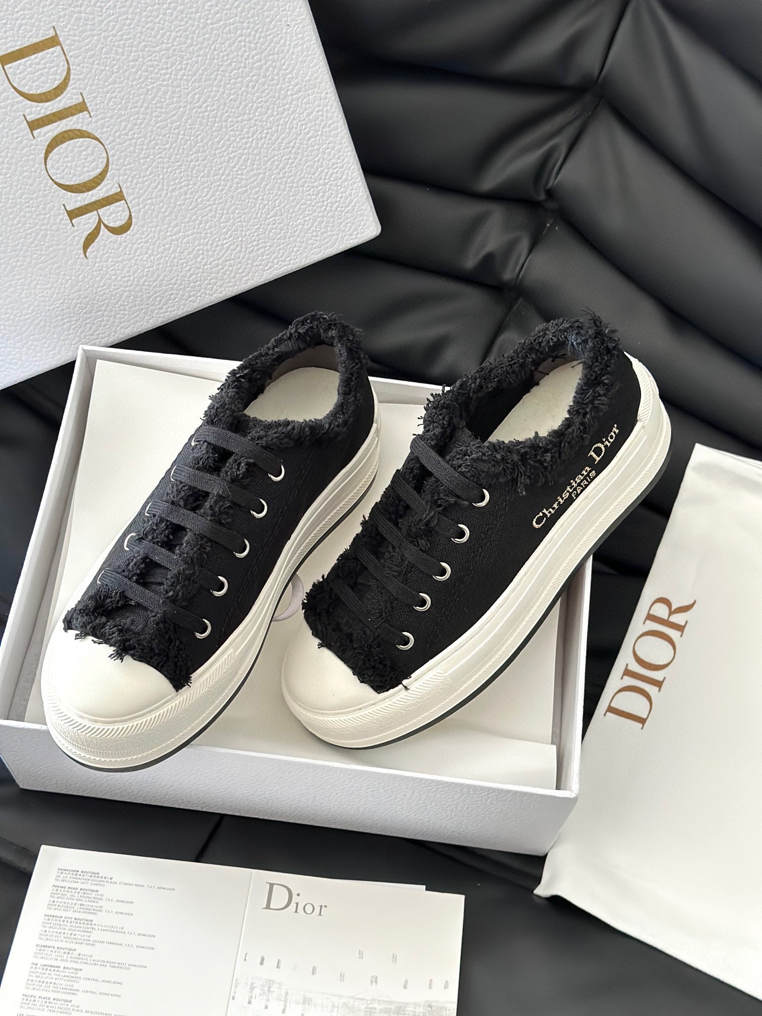CD WALKIN SNEAKER
