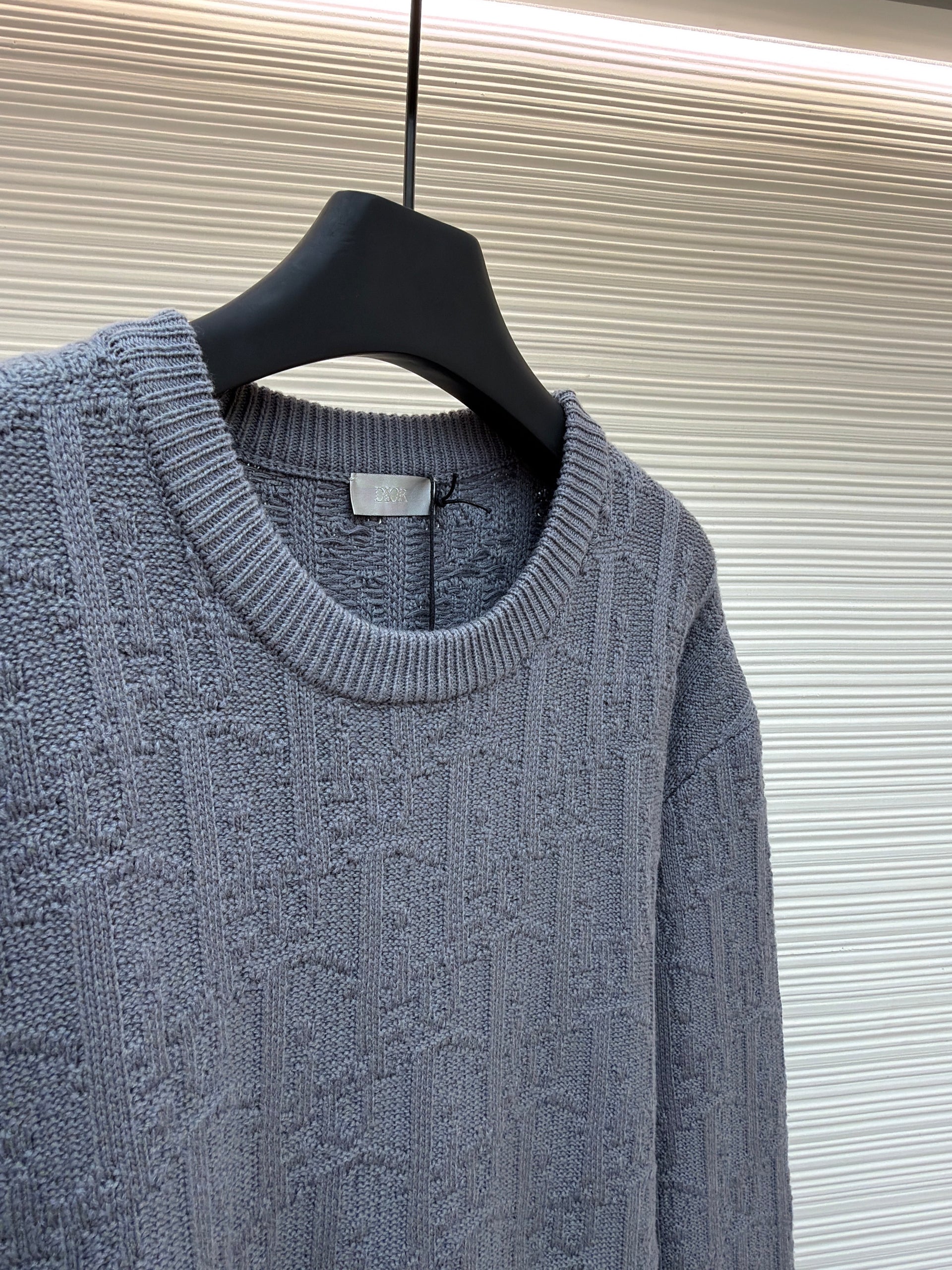 CD JUMPER