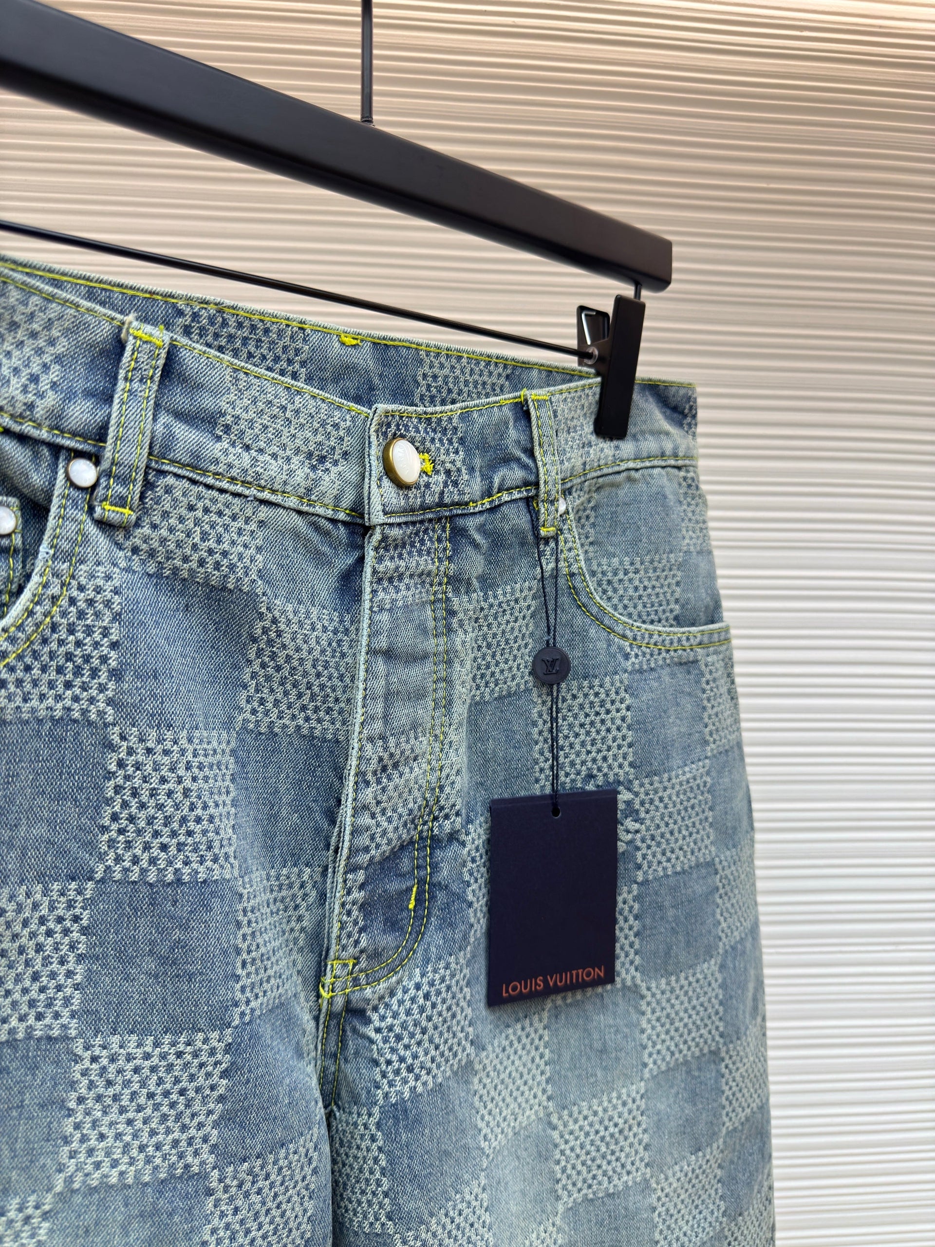 LOU DENIM SHORTS