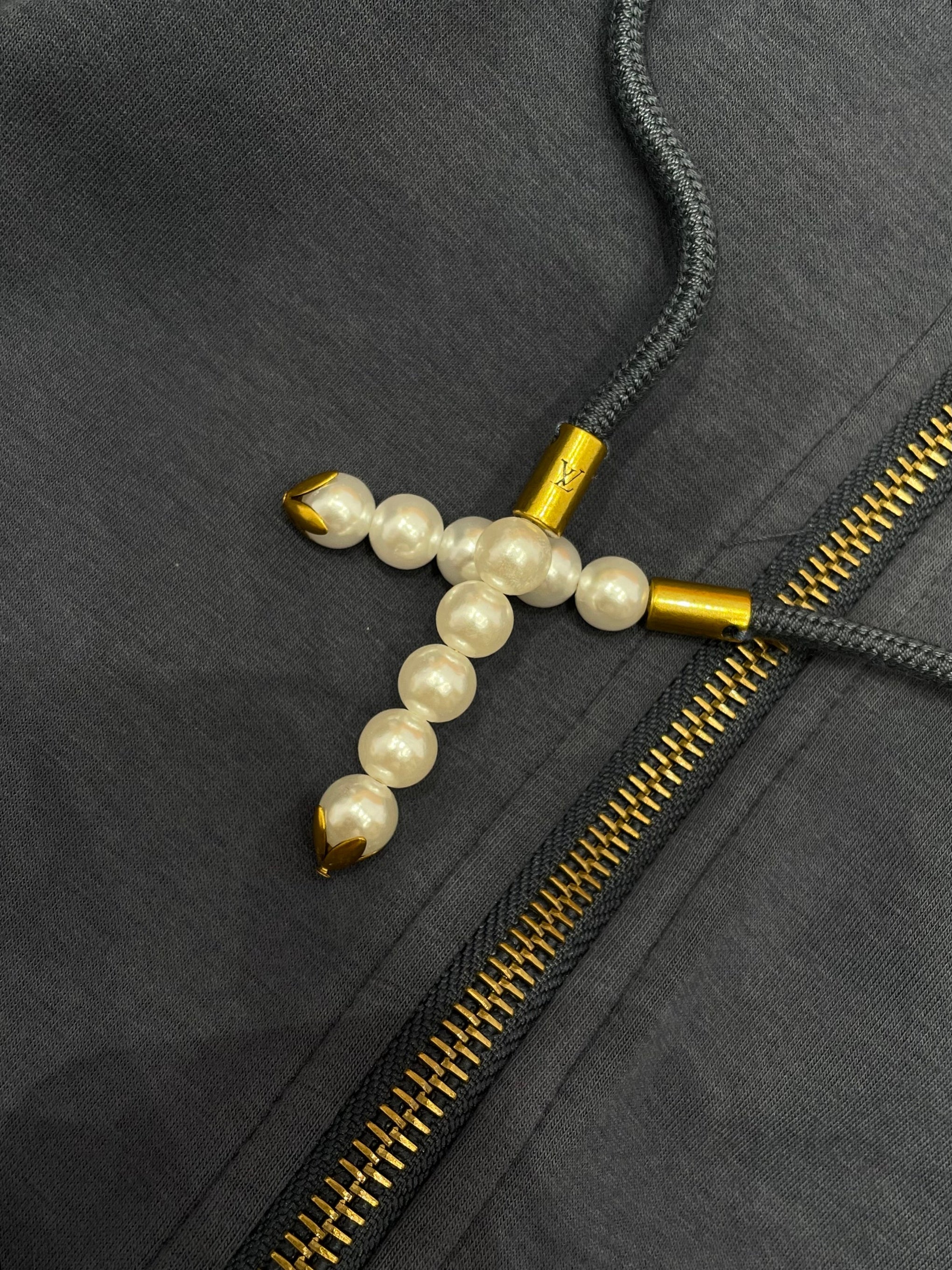 LOU ZIP HOODIE