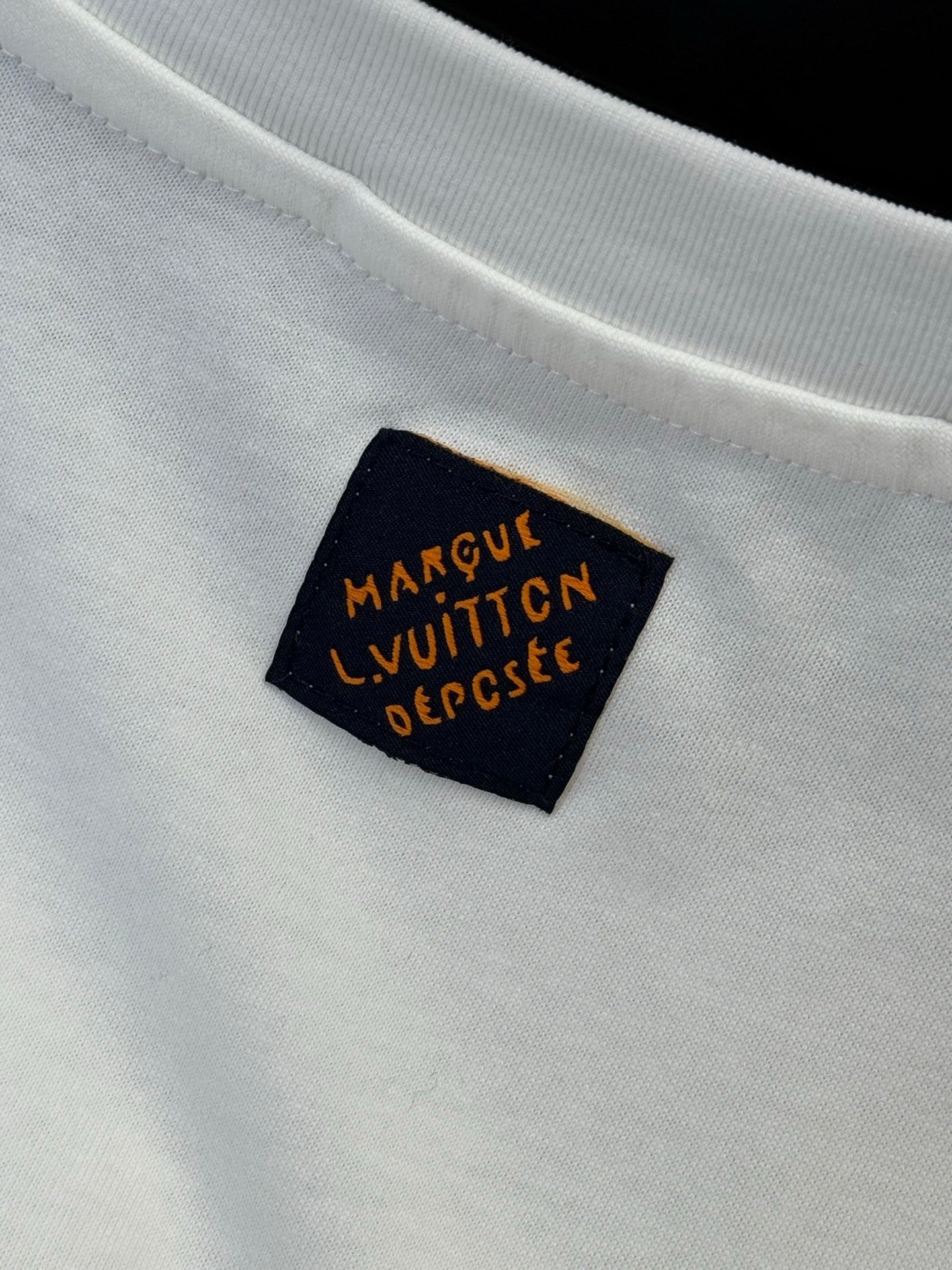 LOU T-SHIRT