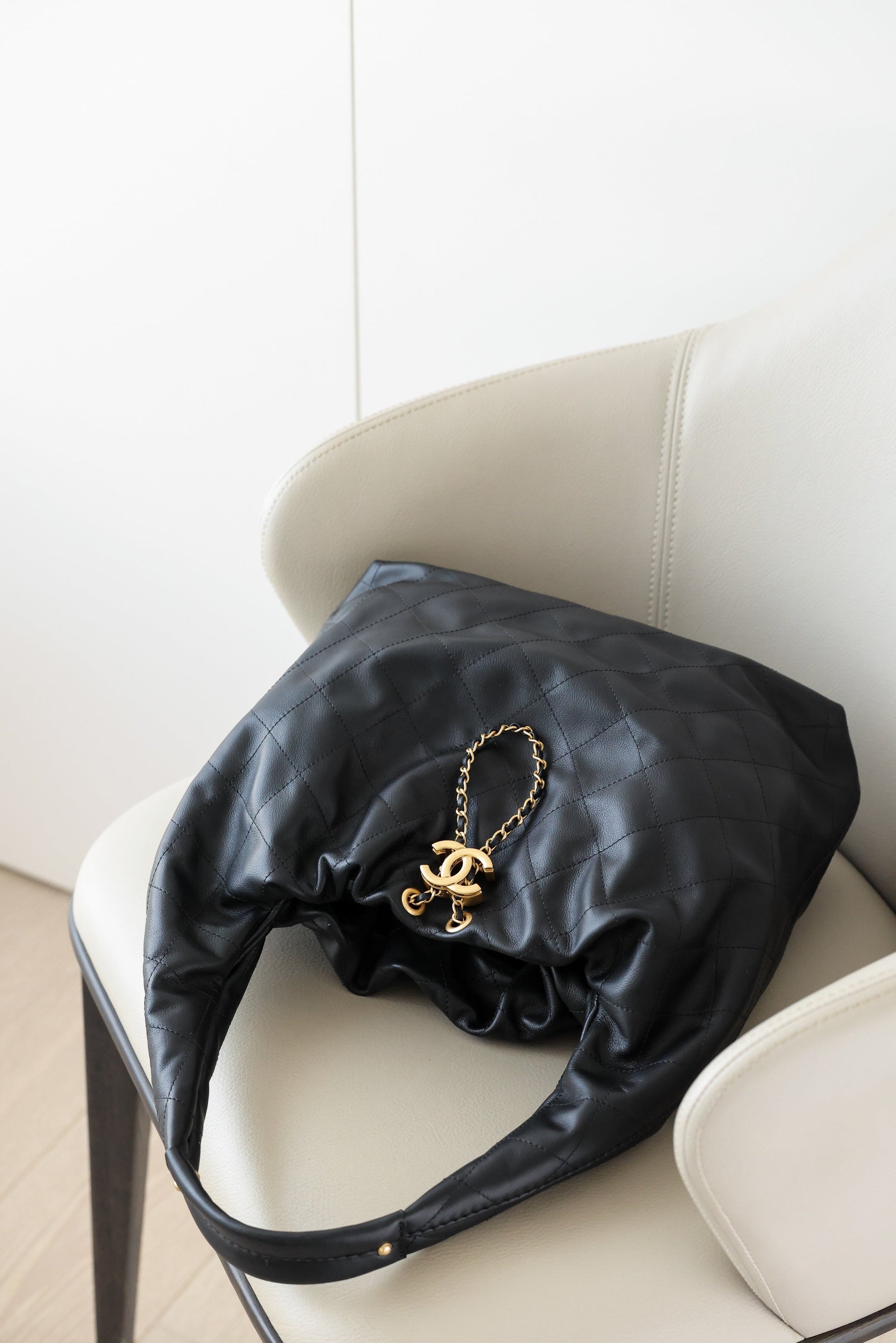 CC 26C HOBO BAG
