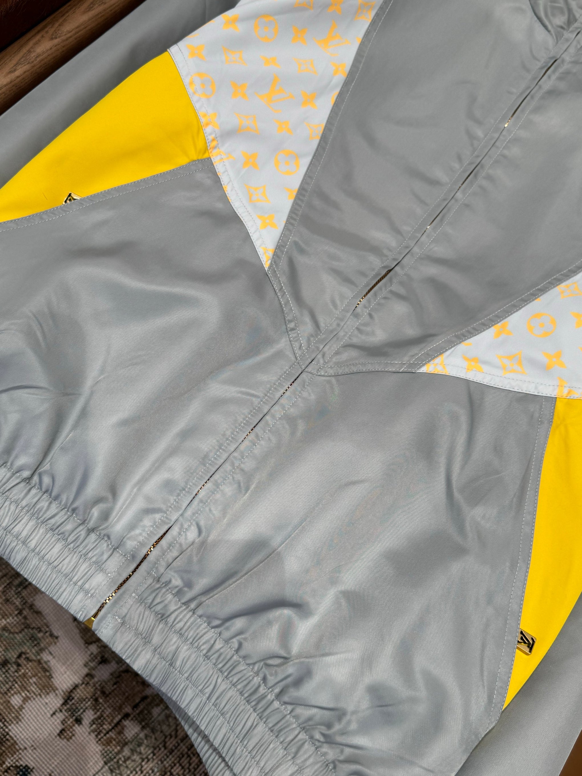 LOU JACKET