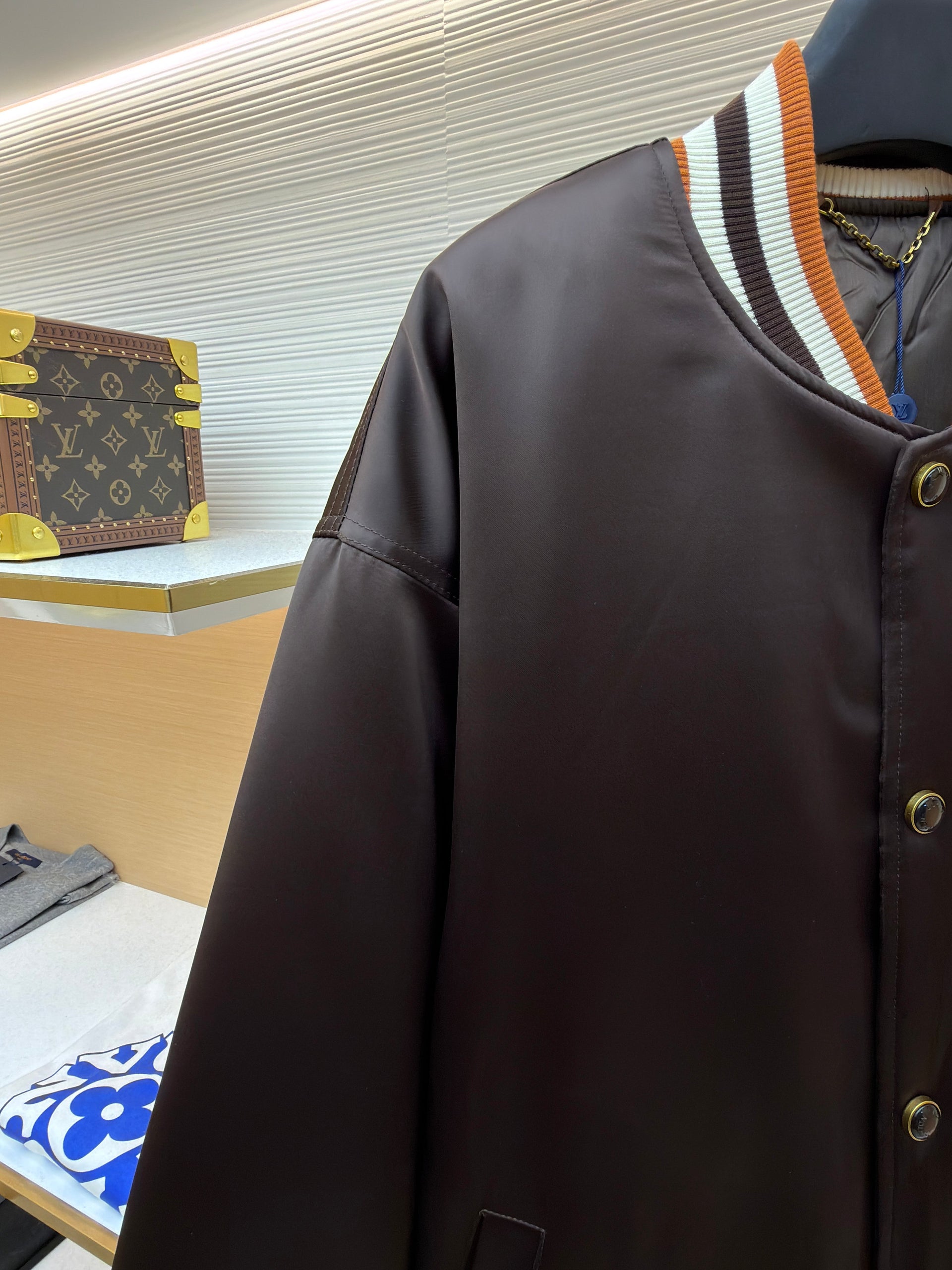 LOU BOMBER BLOUSON