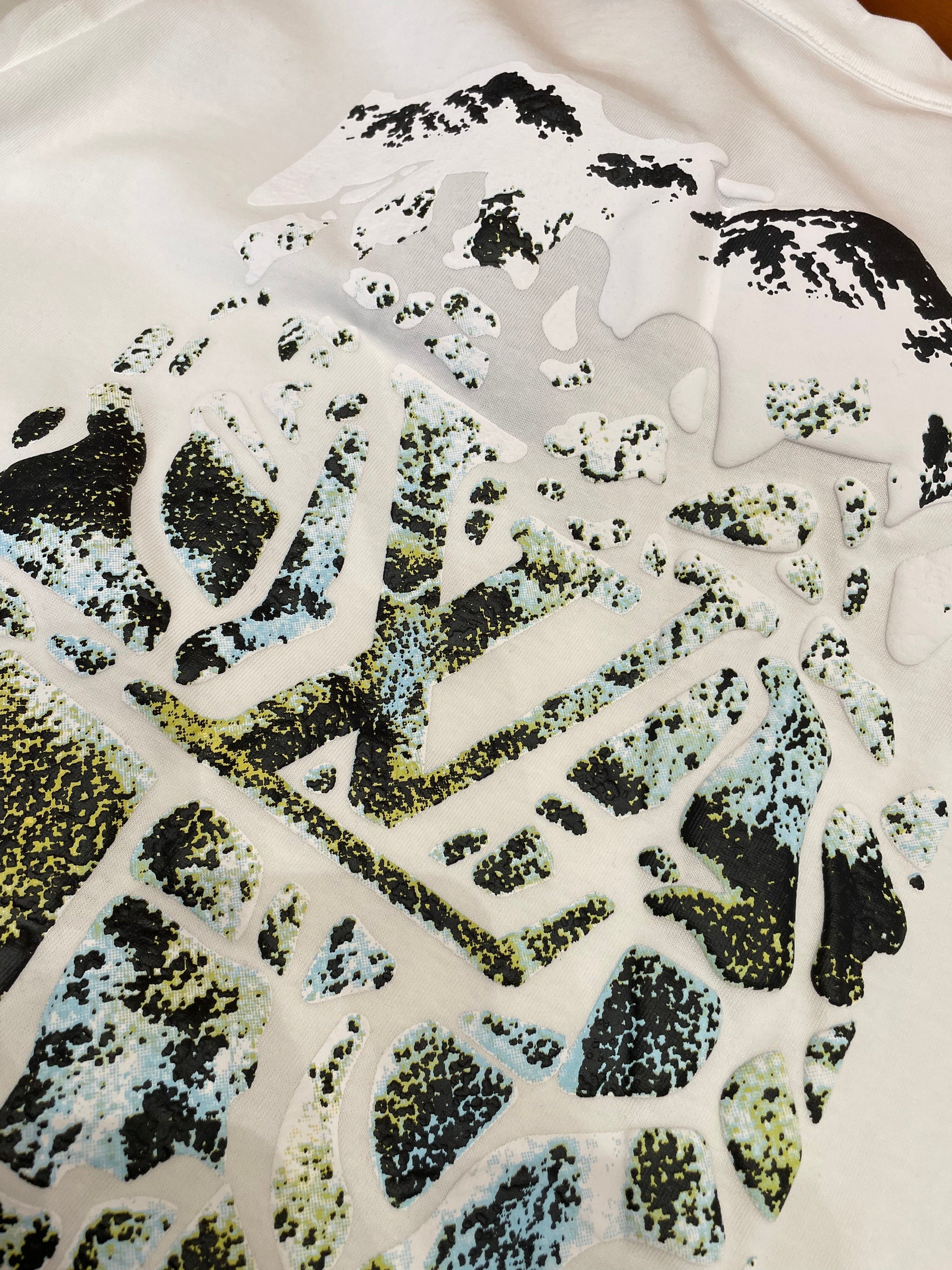 LOU T-SHIRT