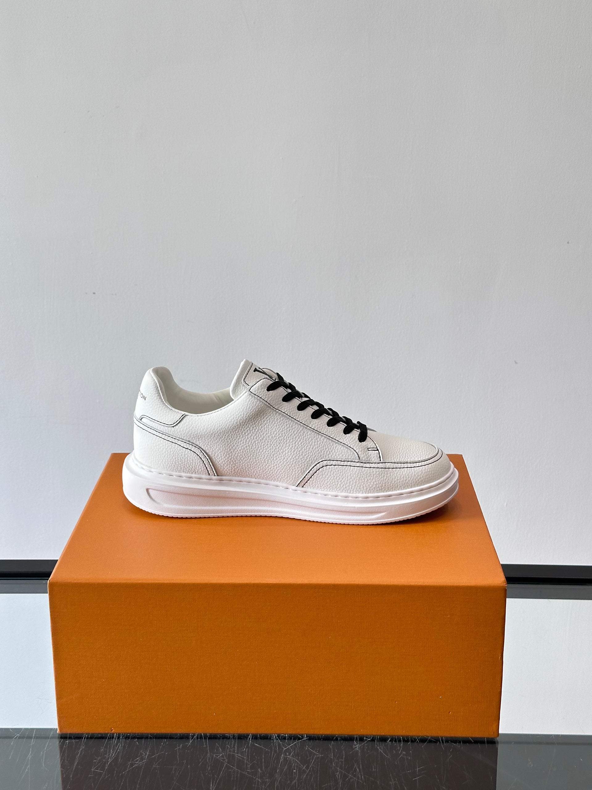 LOU BEVERLY HILLS SNEAKERS
