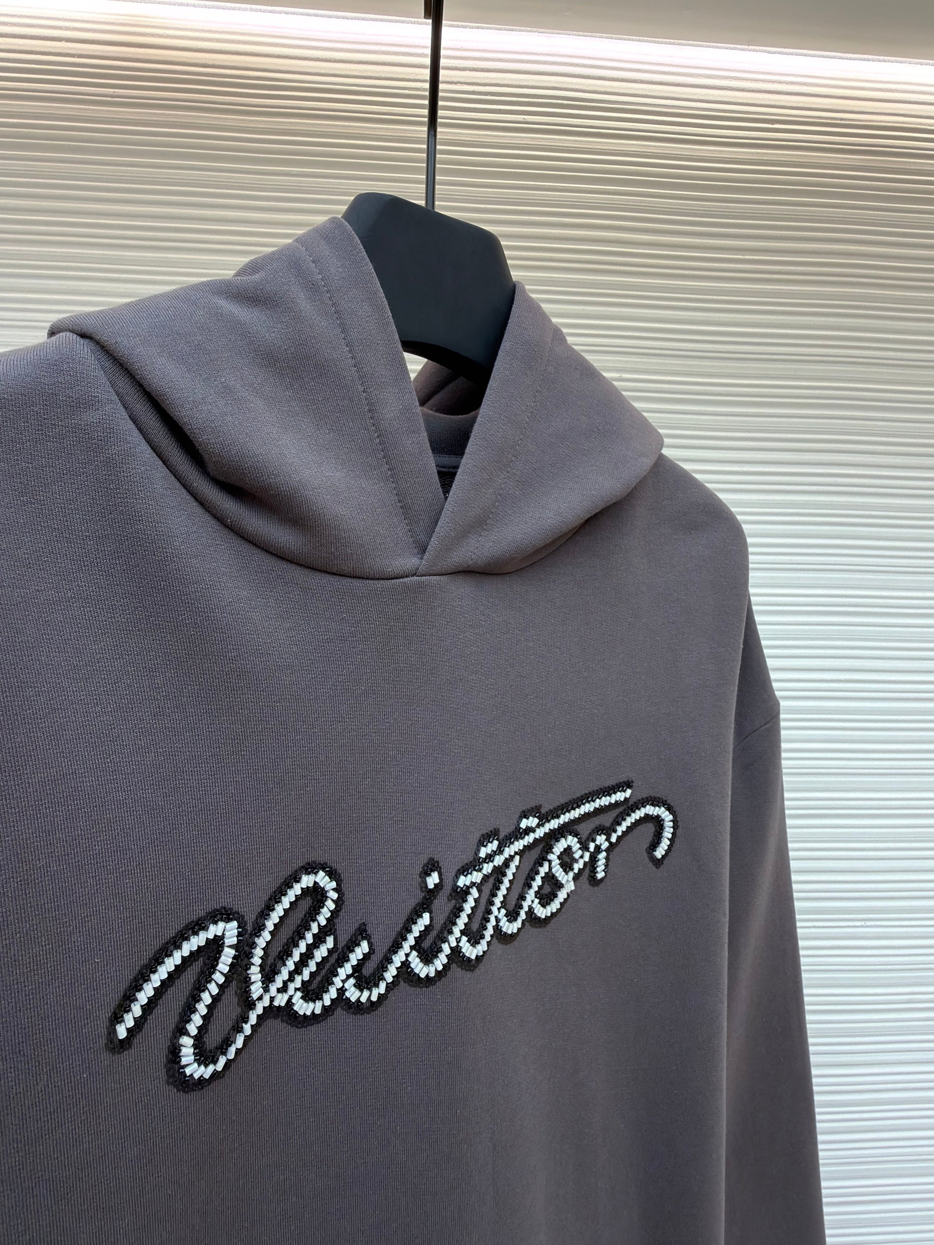 LOU HOODIE