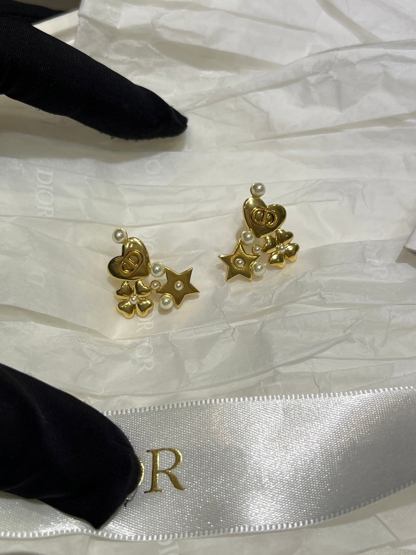 CD EARRINGS