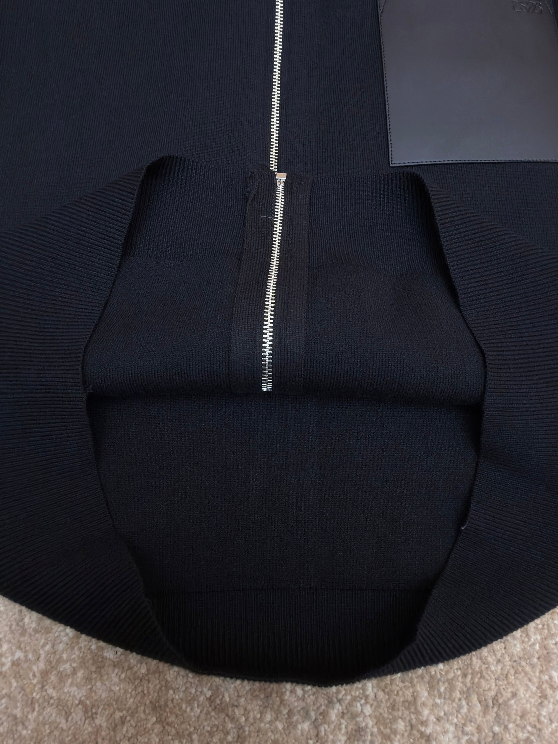 LOEW ZIP HOODIE