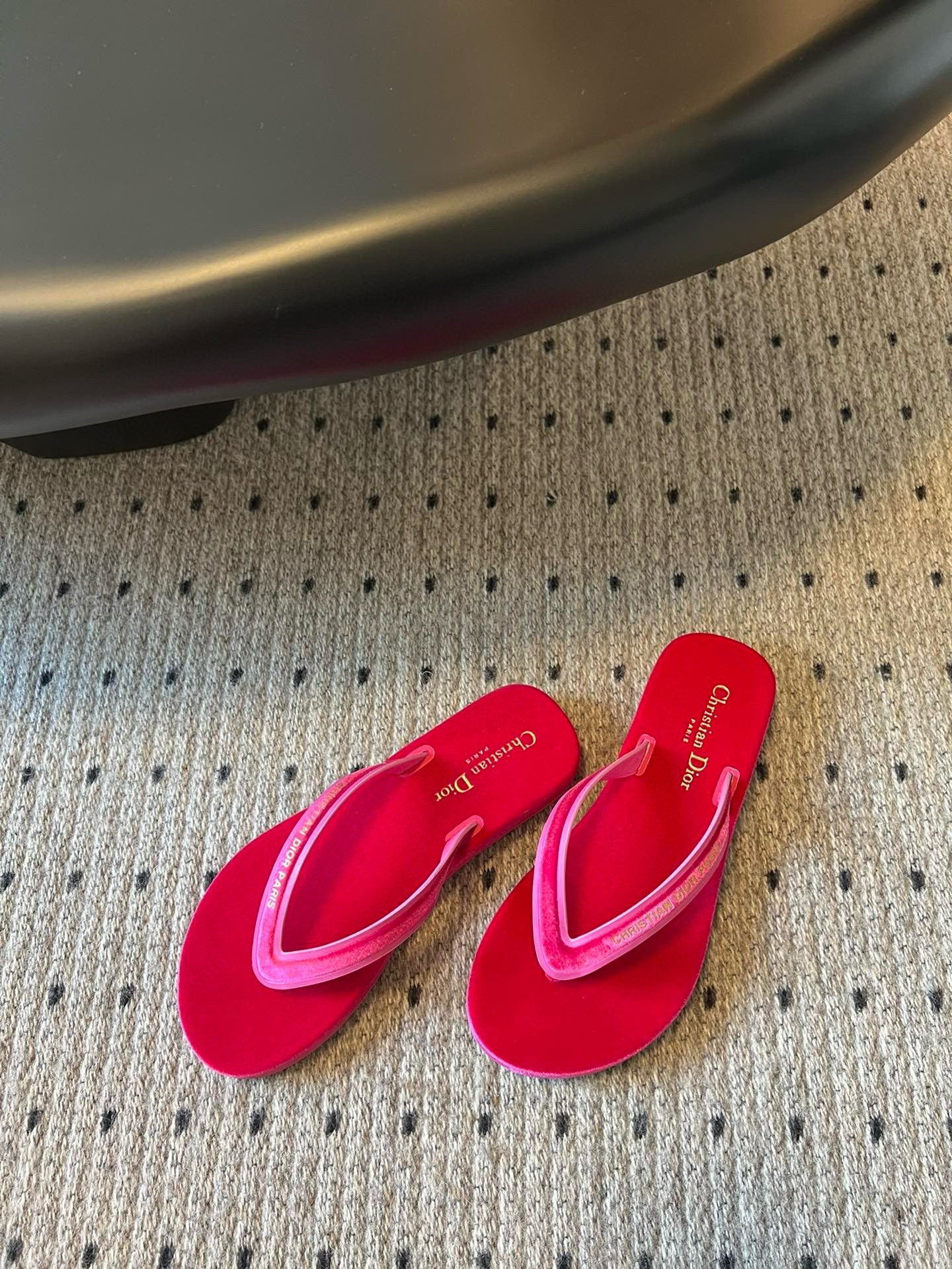 CD THONG SANDAL