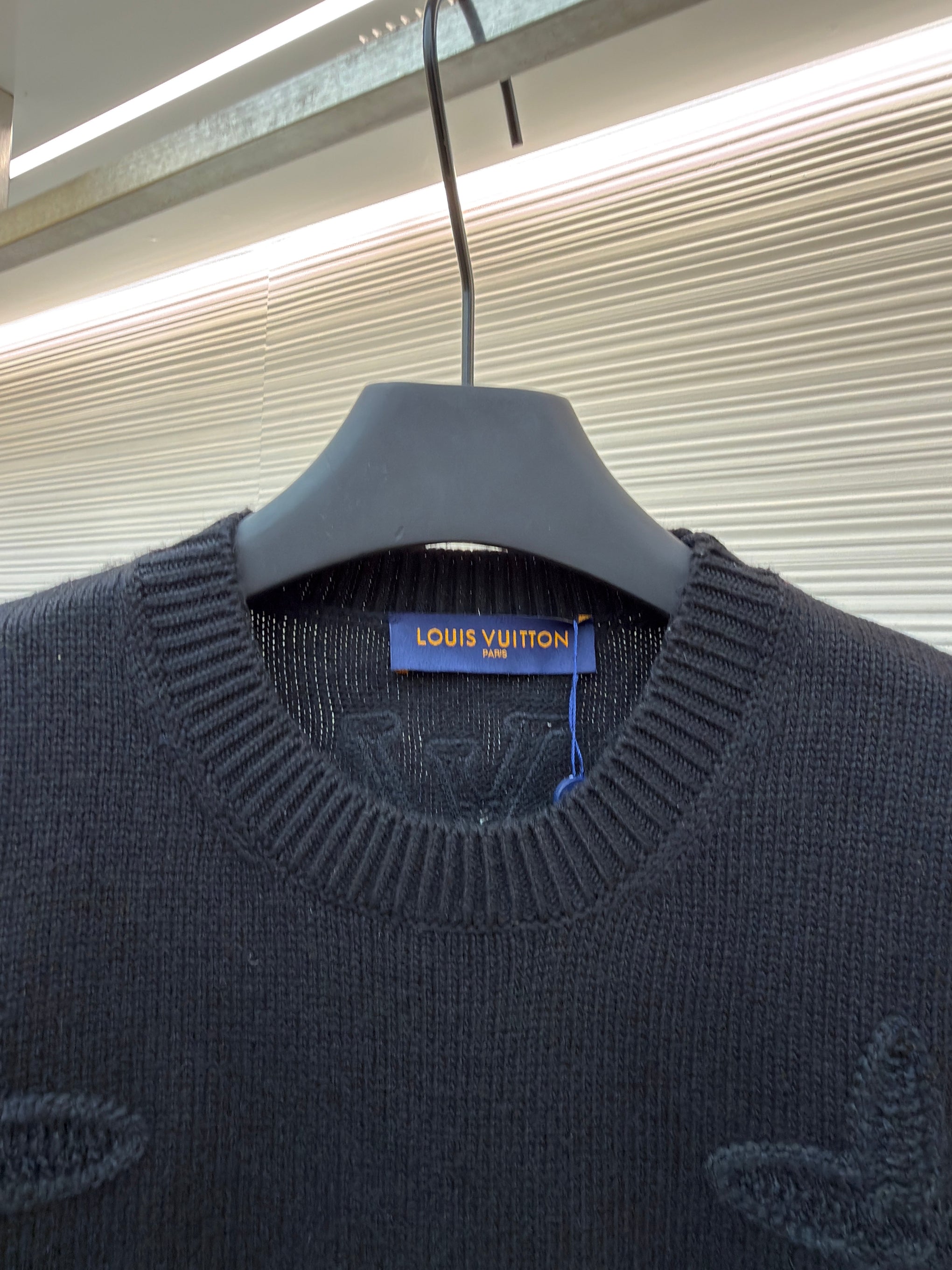 LOU JUMPER