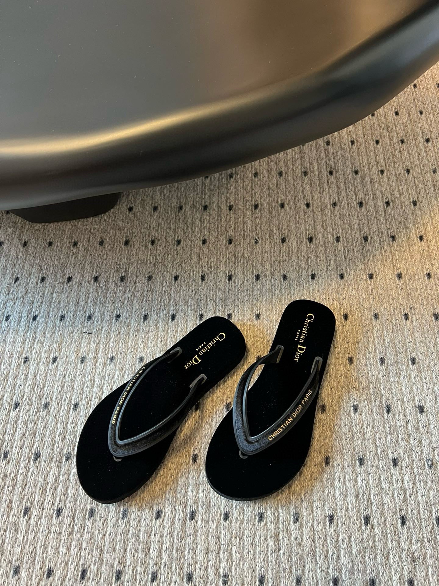 CD THONG SANDAL